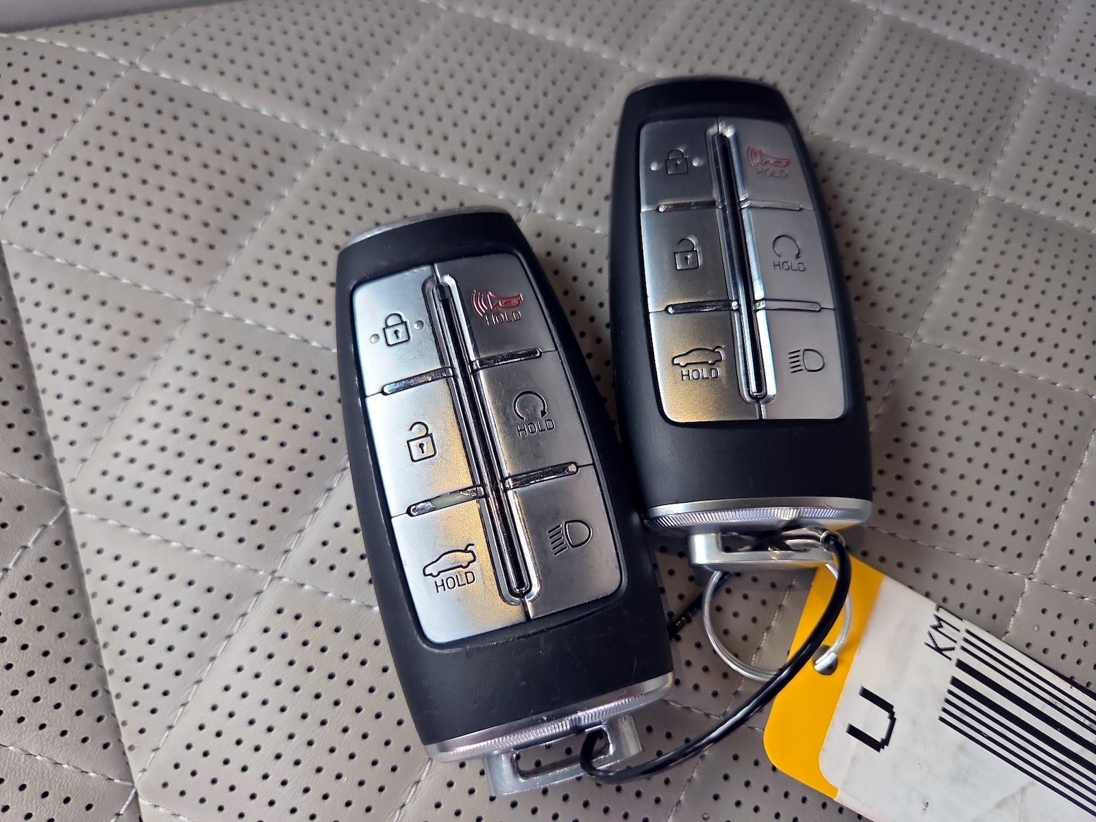 2023 GENESIS G70 Standard - Photo 25