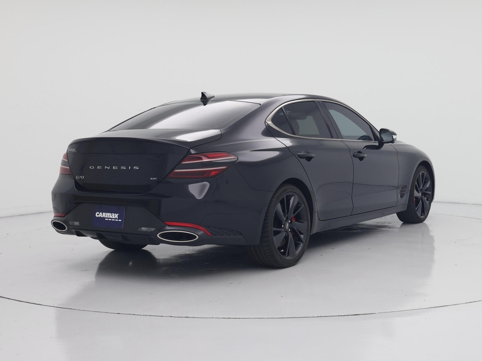 2023 GENESIS G70 Standard - Photo 9