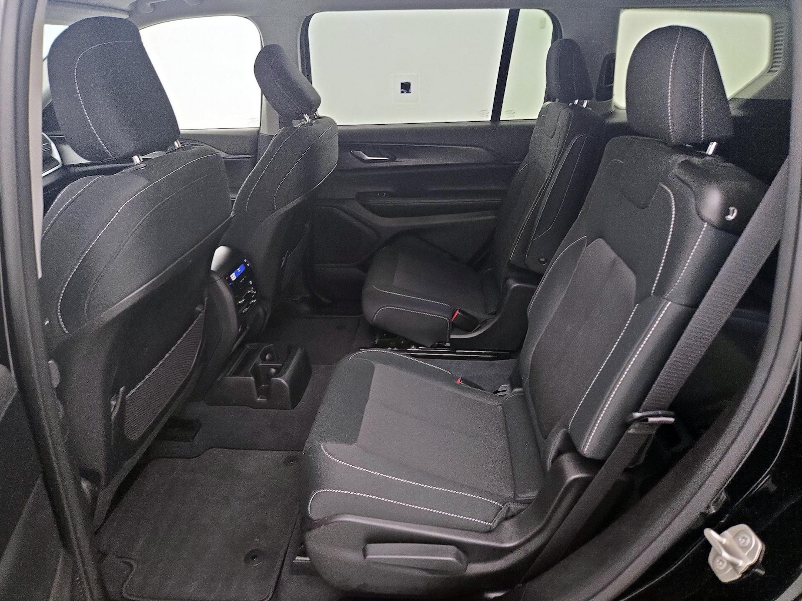 2023 Jeep Grand Cherokee L Laredo - Photo 20