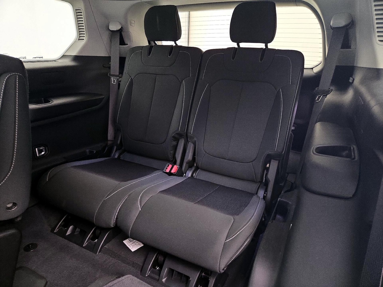 2023 Jeep Grand Cherokee L Laredo - Photo 21