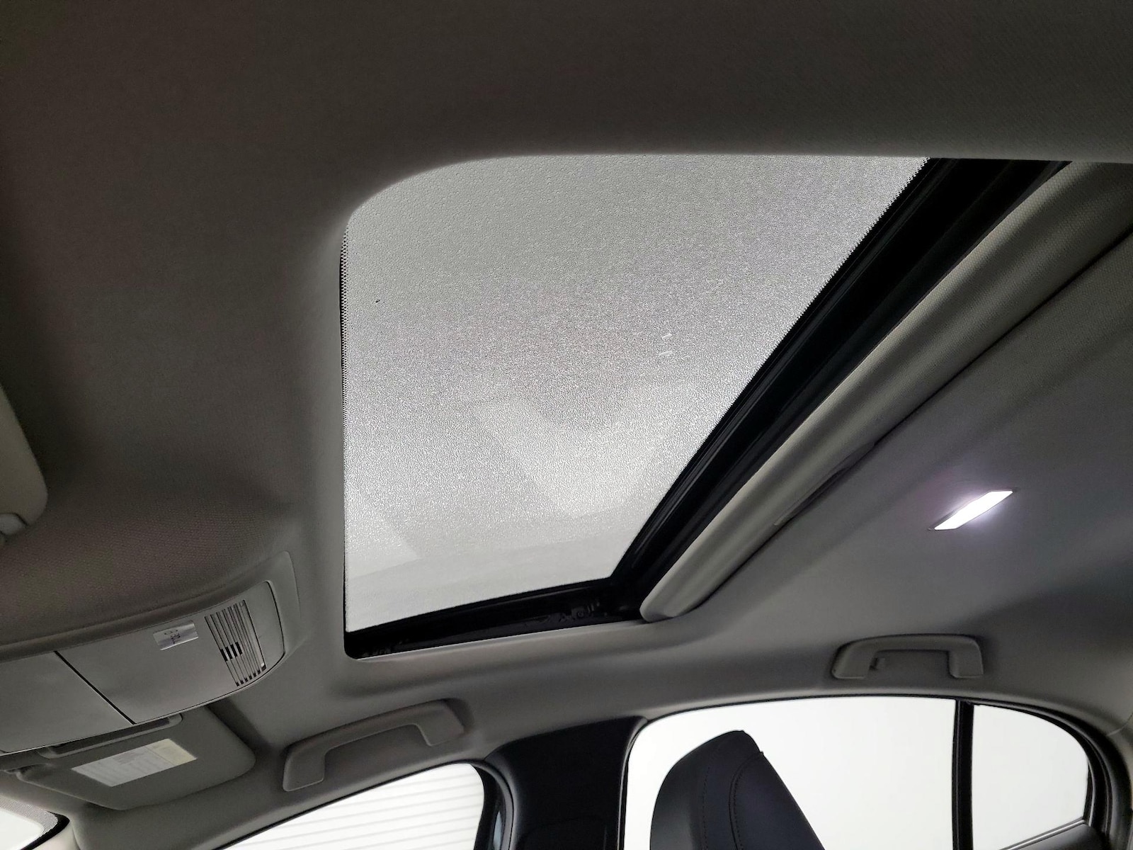 2021 Mazda Mazda3 Premium Plus - Photo 18