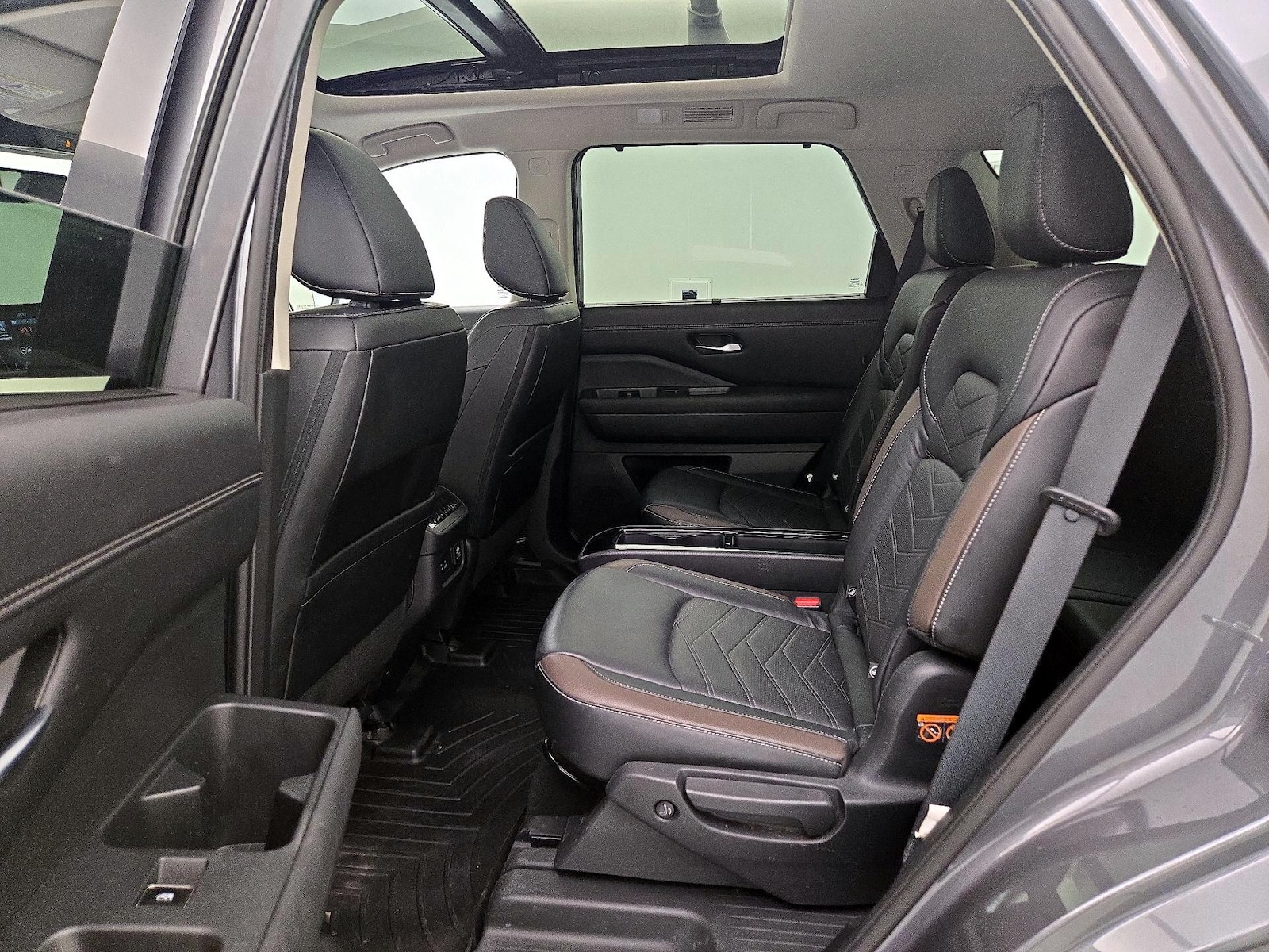 2023 Nissan Pathfinder Platinum - Photo 22