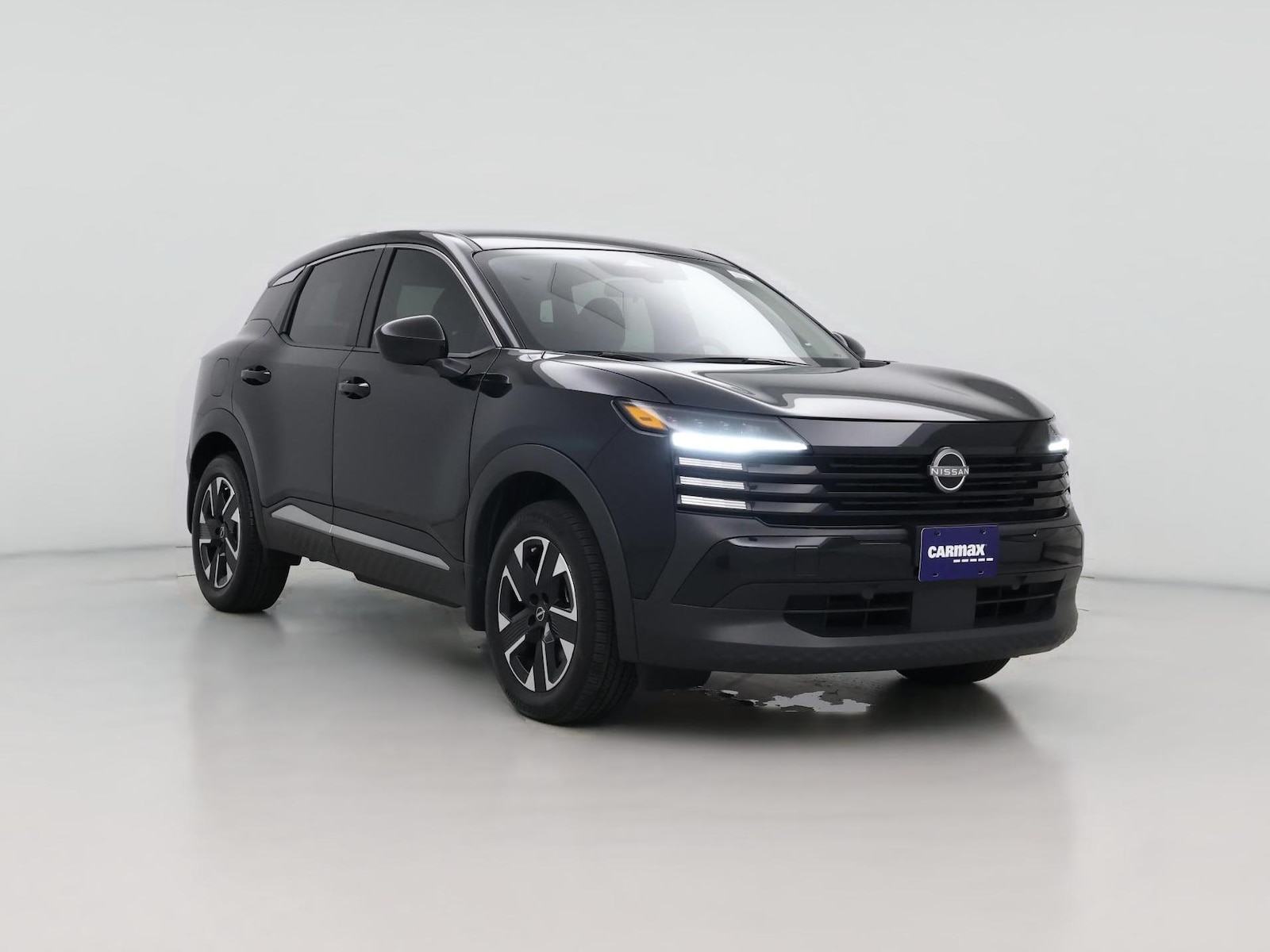 2025 Nissan Kicks
