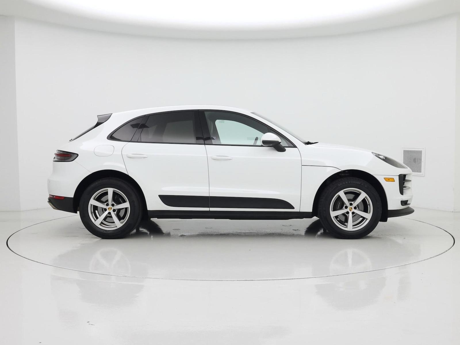2020 Porsche Macan Base - Photo 8
