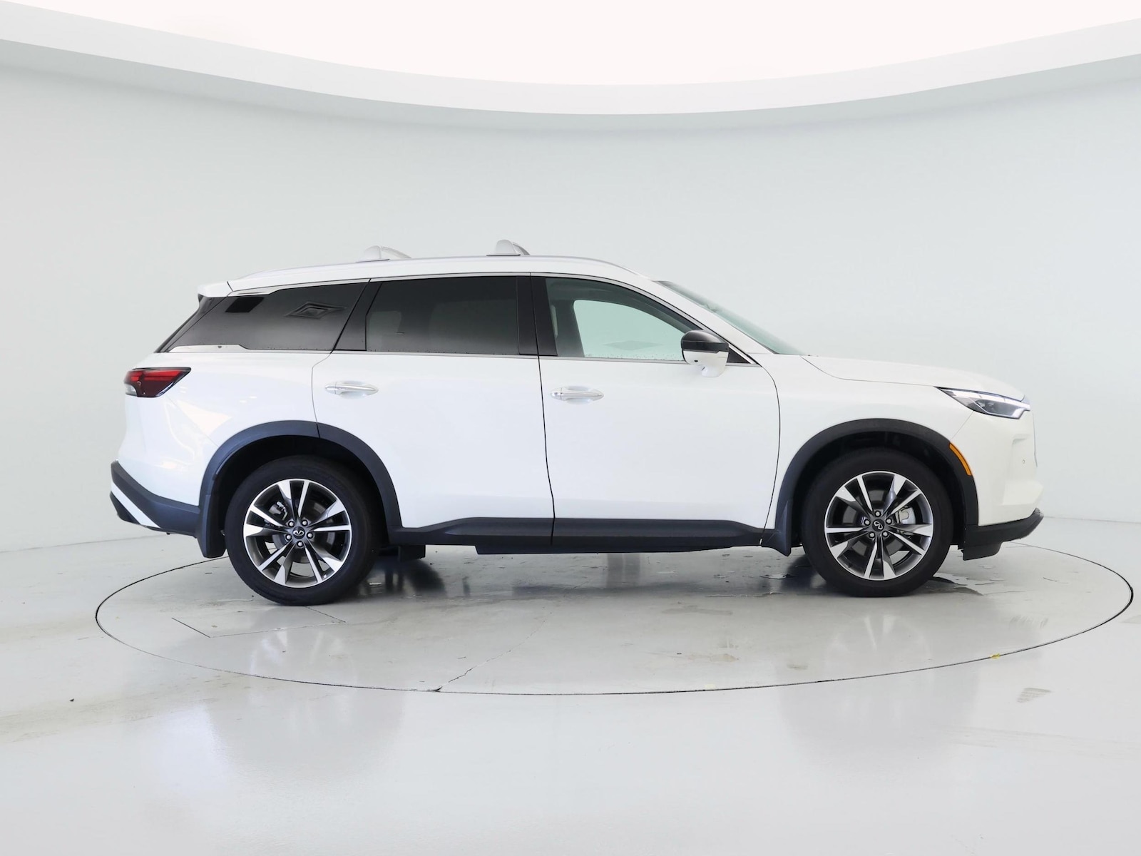 2025 INFINITI QX60 LUXE - Photo 8