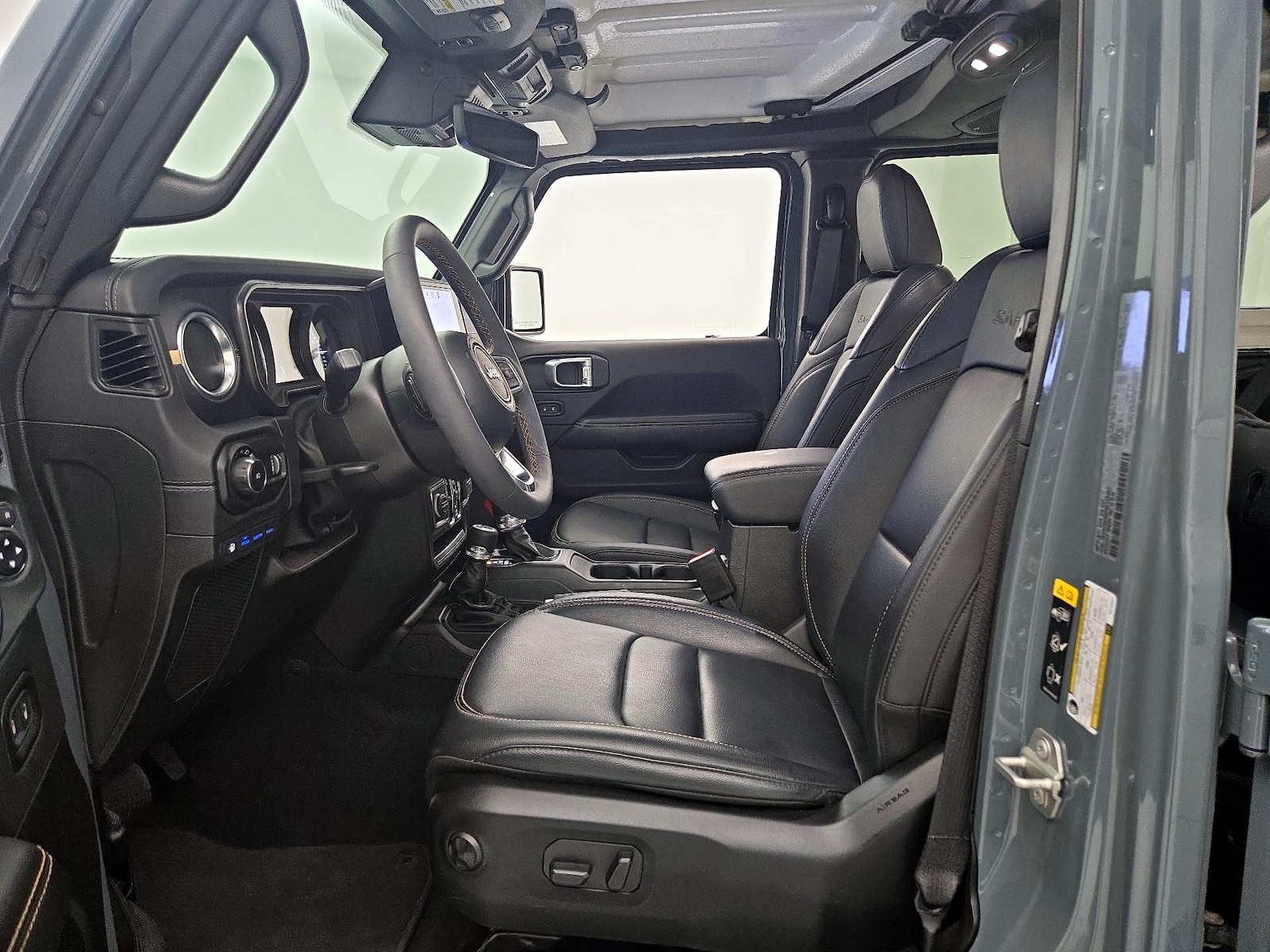 2024 Jeep Wrangler 4xe Sahara 4XE - Photo 12