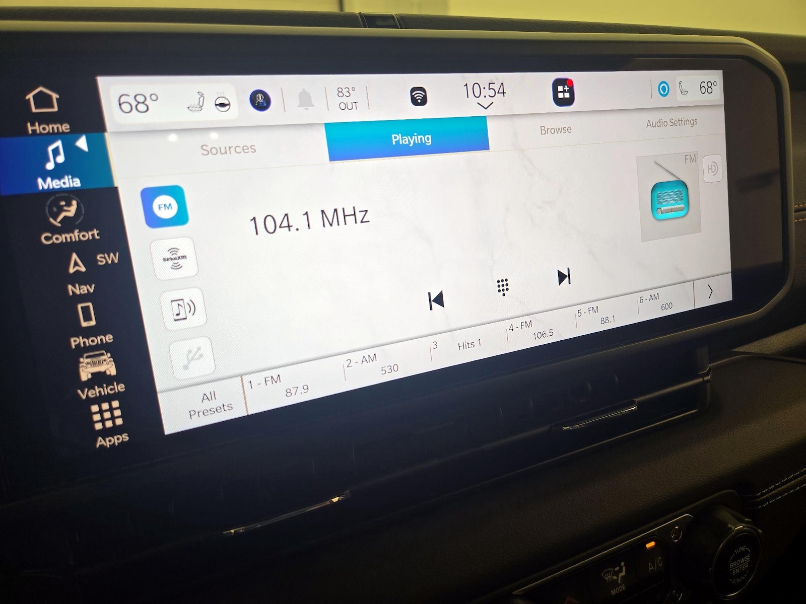 2024 Jeep Wrangler 4xe Sahara 4XE - Photo 17