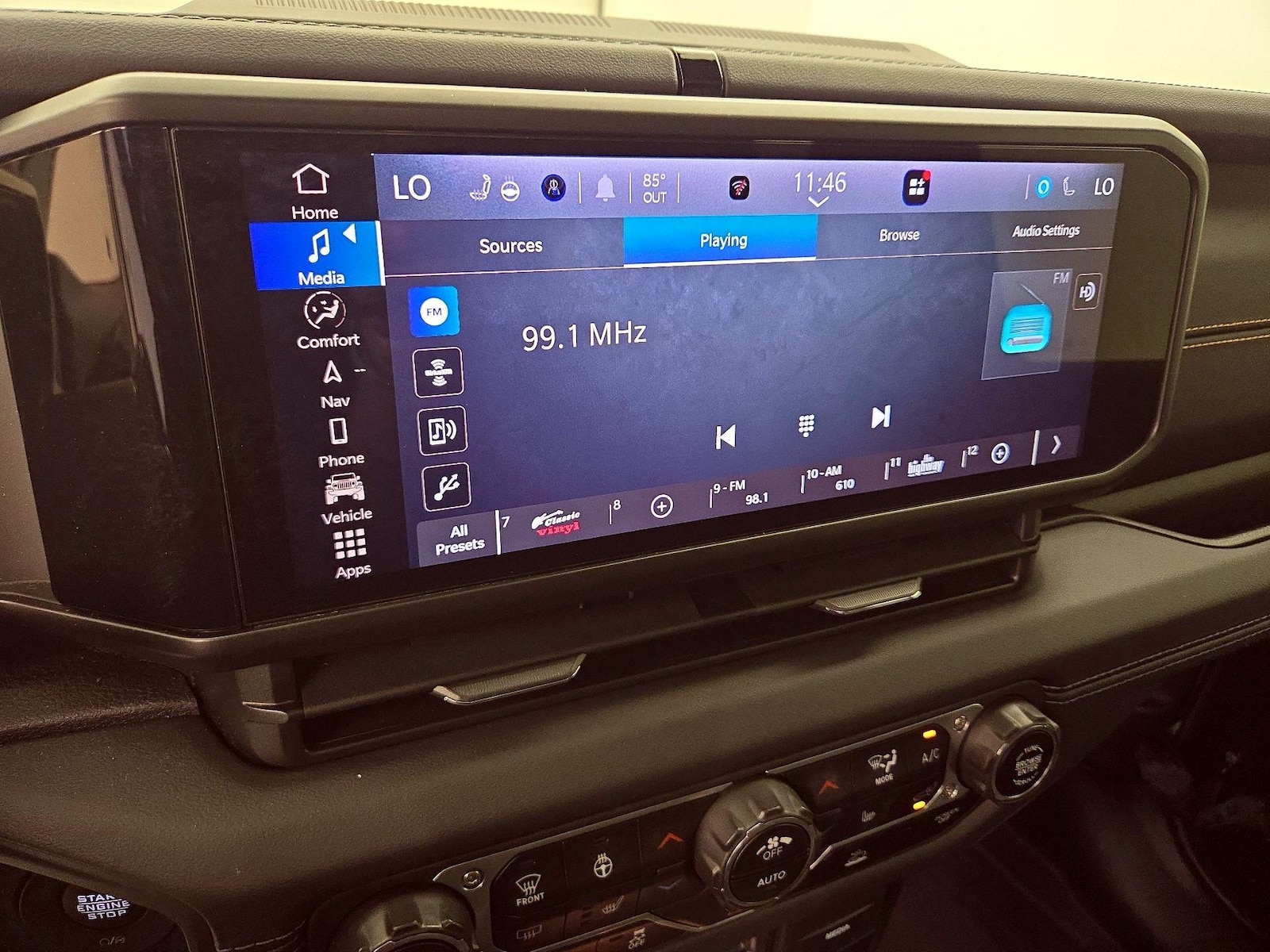2024 Jeep Wrangler 4xe Sahara 4XE - Photo 17