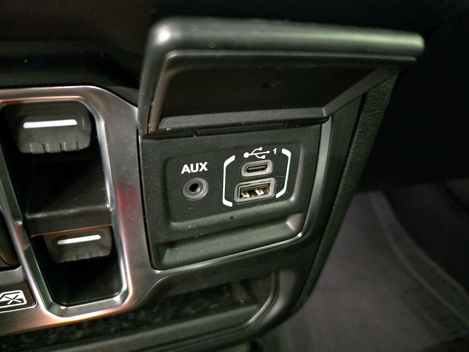 2024 Jeep Wrangler 4xe Sahara 4XE - Photo 20