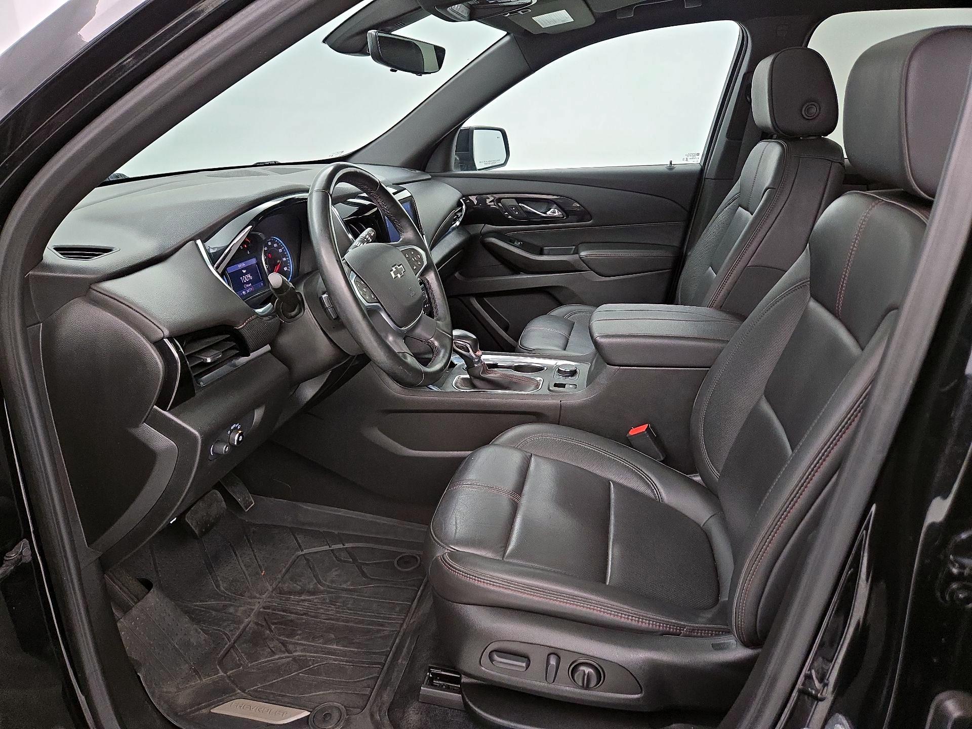 Thumbnail: 2023 Chevrolet Traverse - 11
