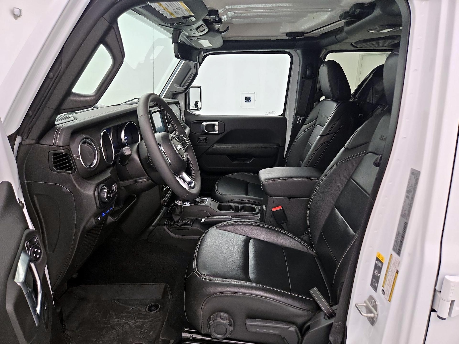 2023 Jeep Wrangler 4xe Sahara 4XE - Photo 12