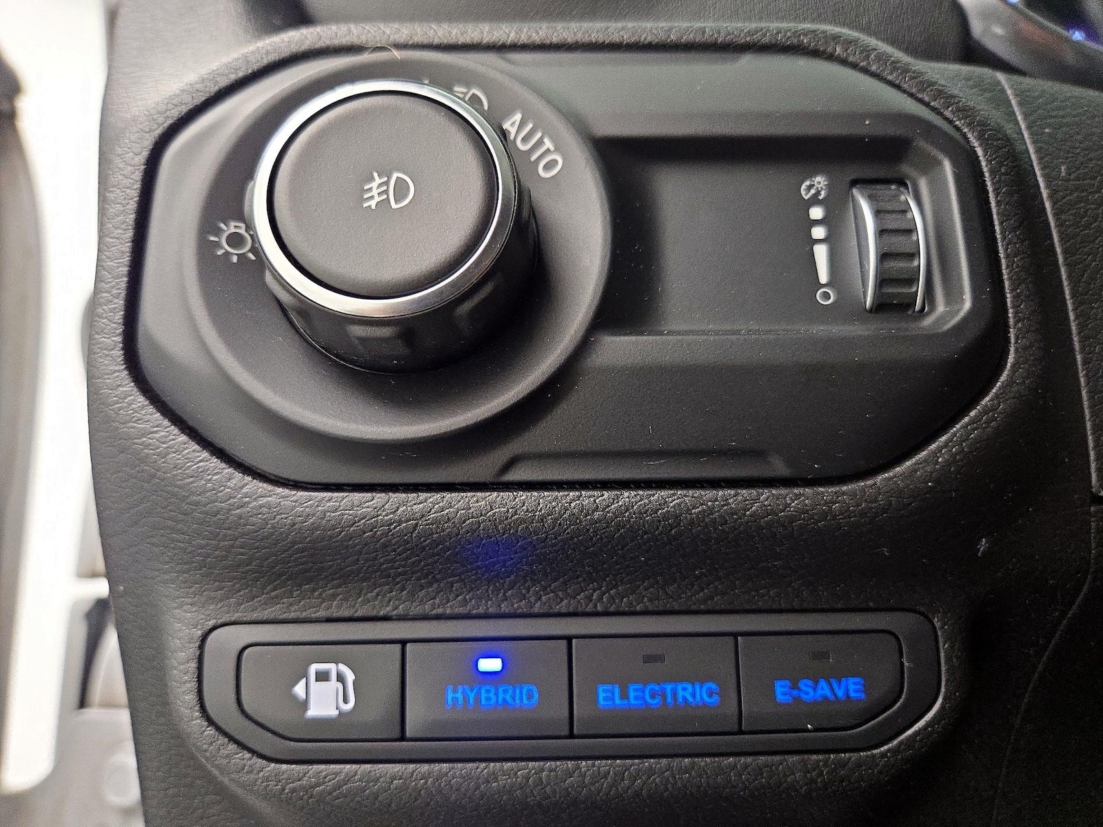2023 Jeep Wrangler 4xe Sahara 4XE - Photo 14