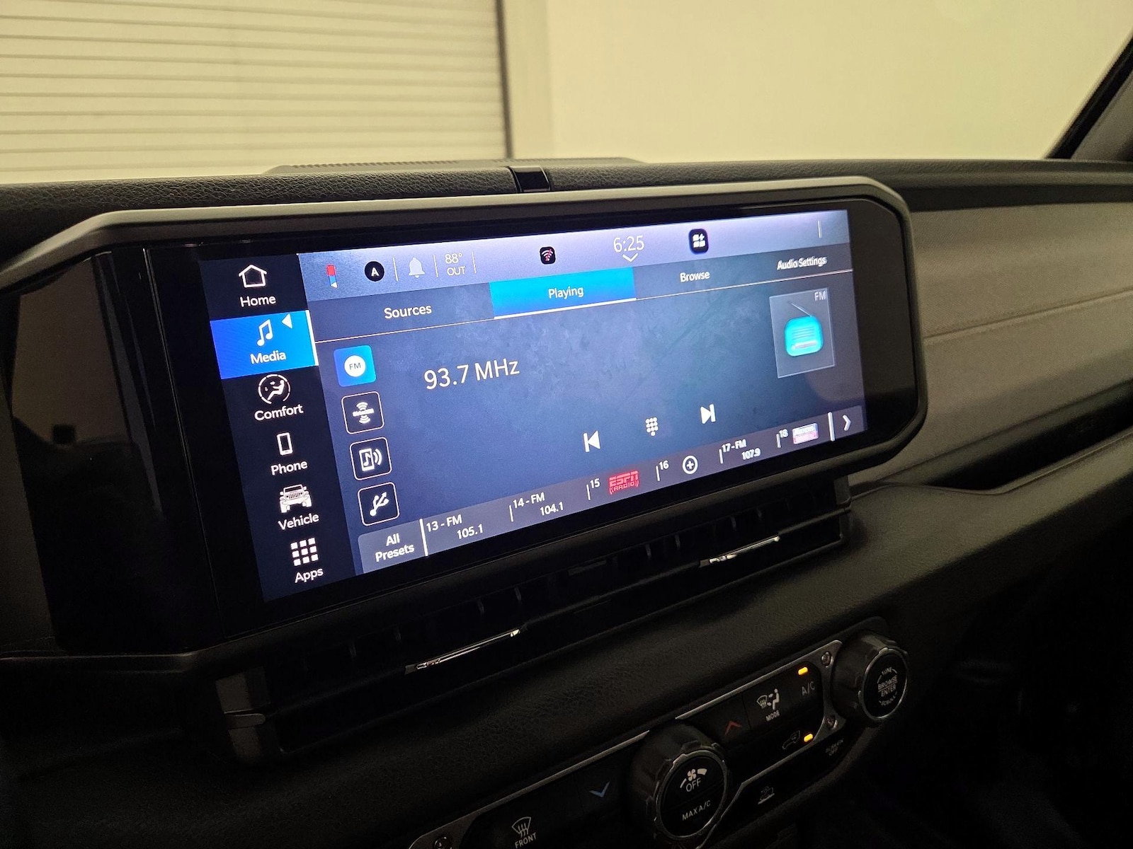 2024 Jeep Wrangler 2-Door Sport - Photo 16