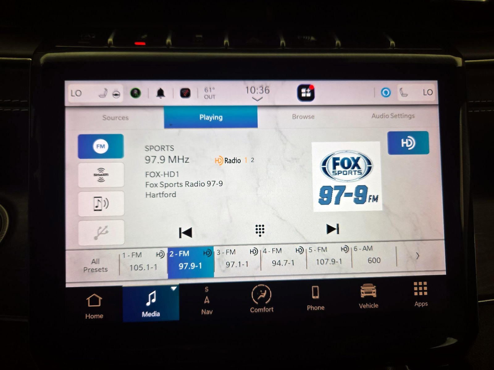 2022 Jeep Grand Cherokee Overland - Photo 17