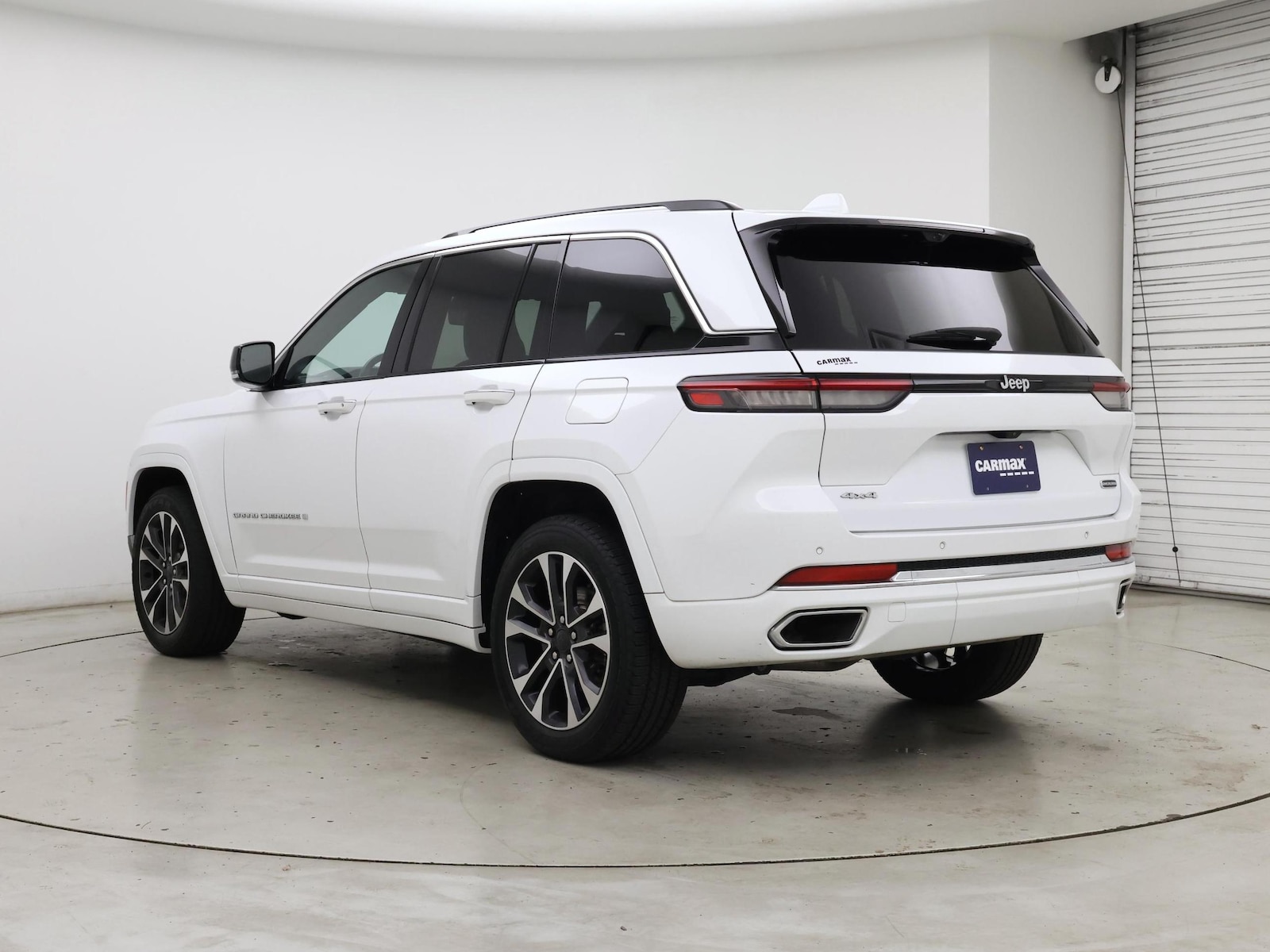 2022 Jeep Grand Cherokee Overland - Photo 3