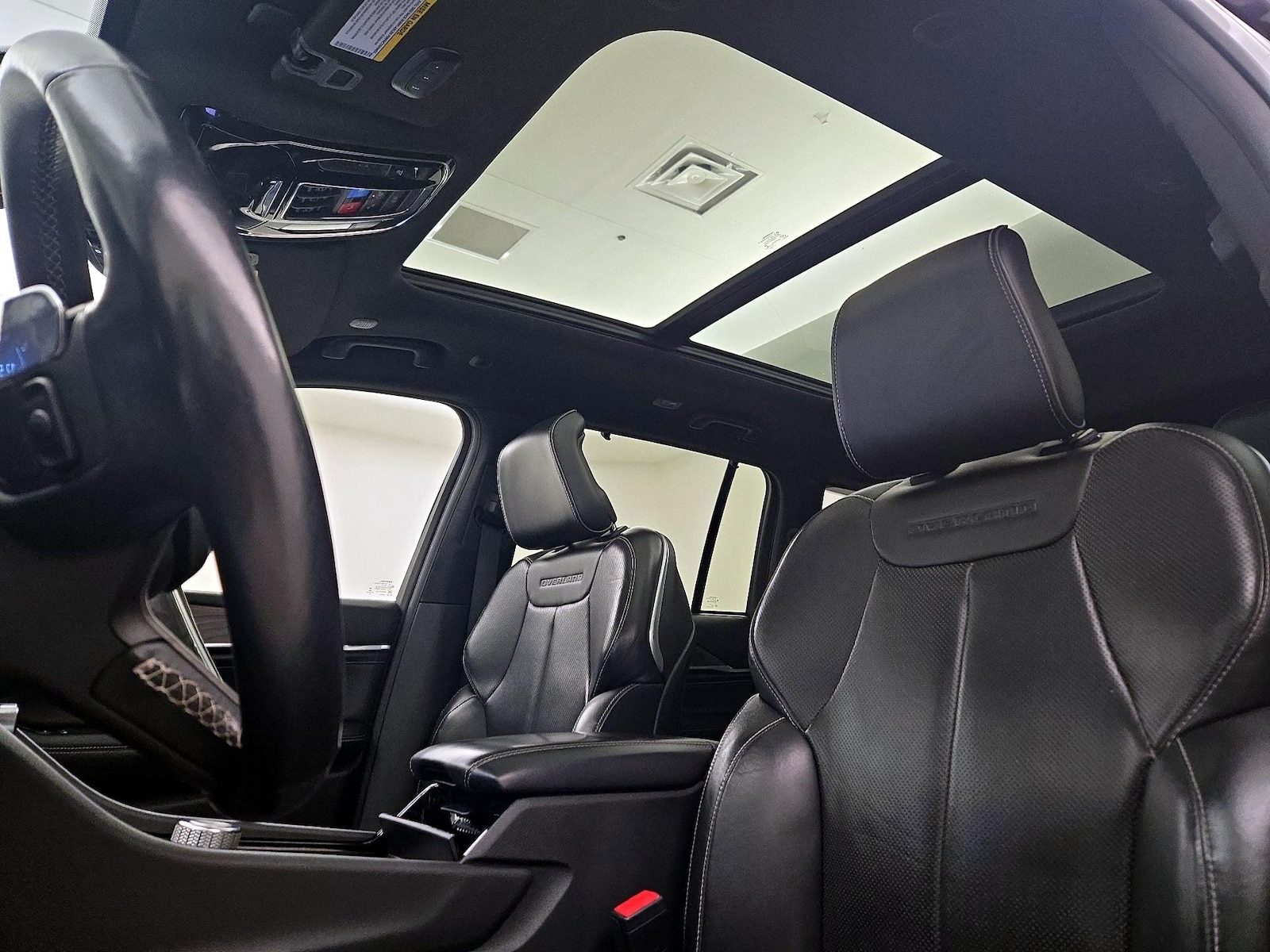 2022 Jeep Grand Cherokee Overland - Photo 21