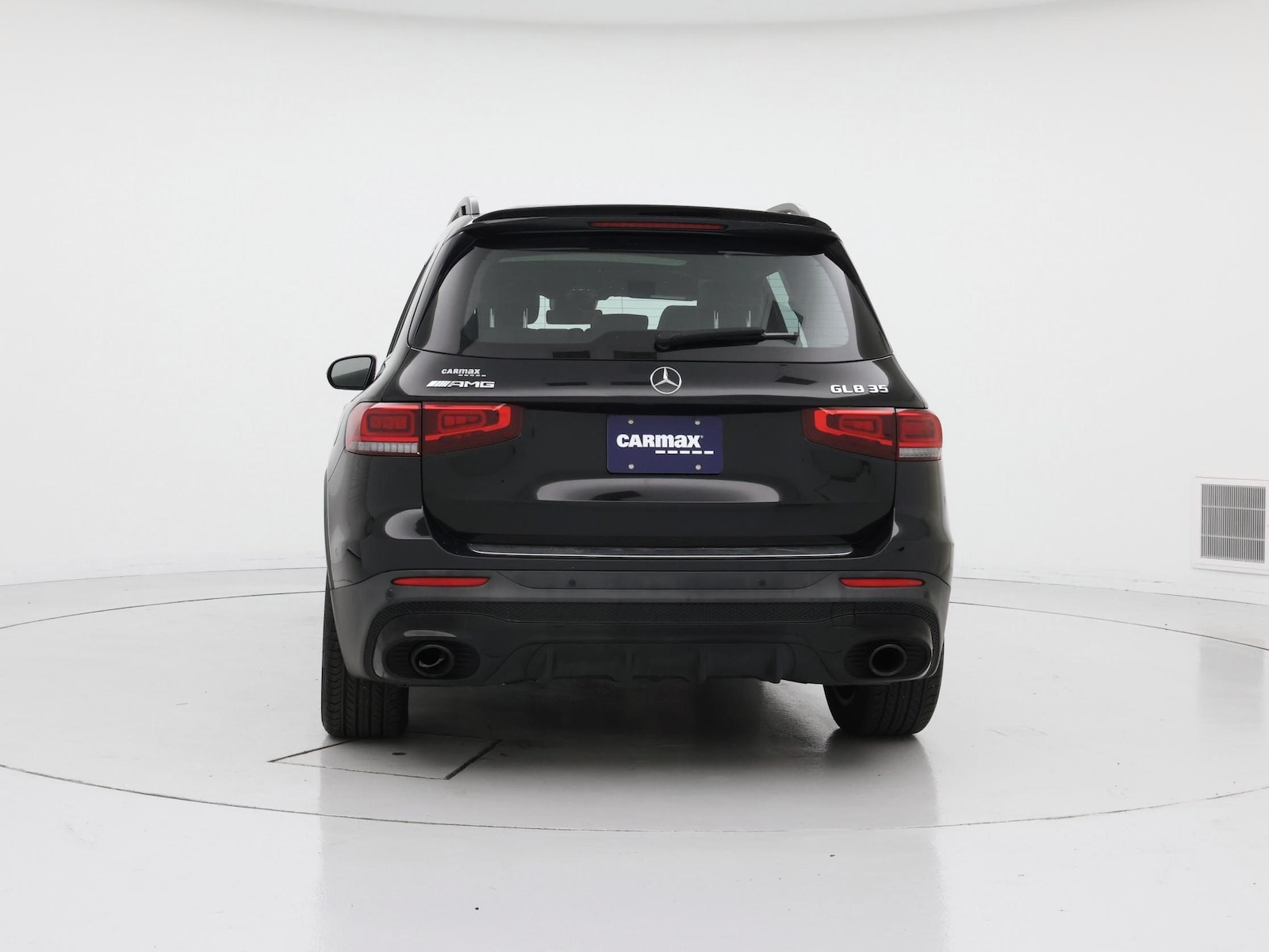 2022 Mercedes-Benz GLB AMG GLB35 - Photo 7