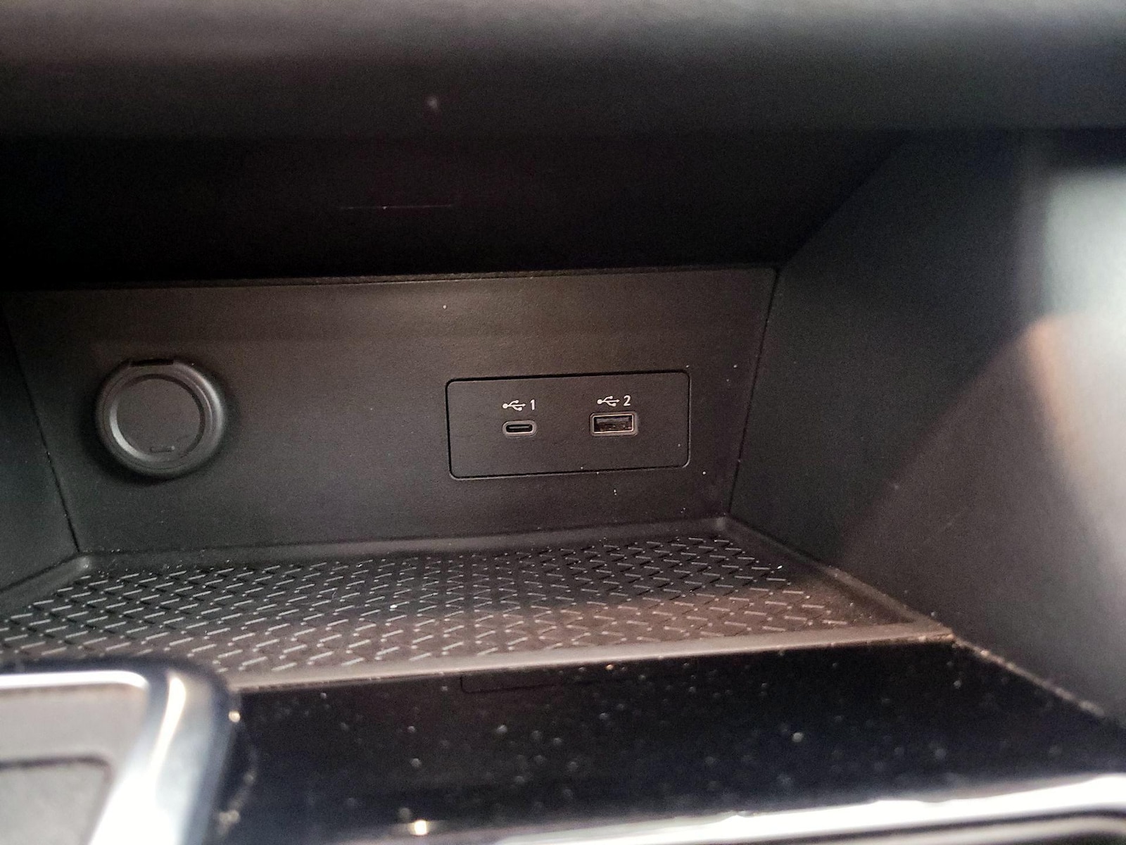 2023 Nissan Pathfinder SV - Photo 19