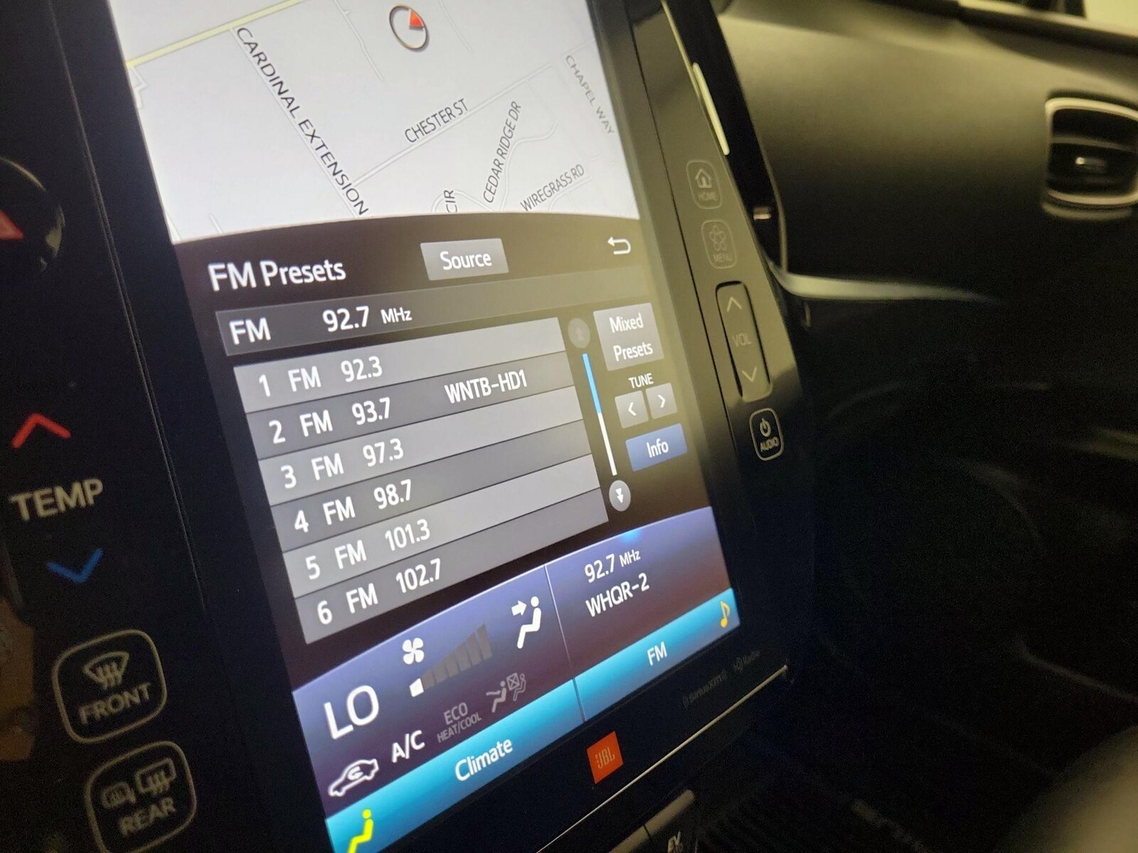 2021 Toyota Prius Prime Limited - Photo 17