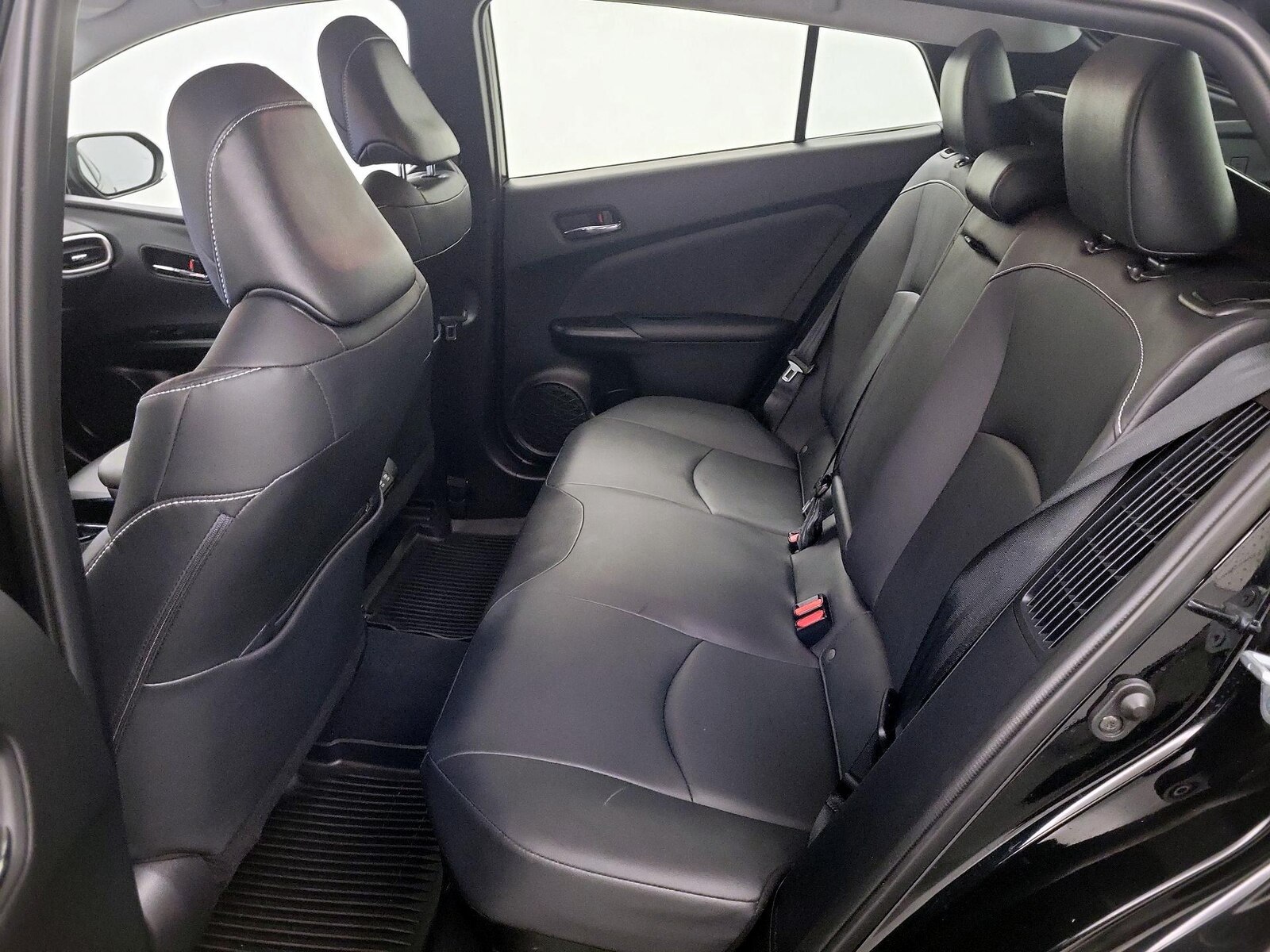 2021 Toyota Prius Prime Limited - Photo 21