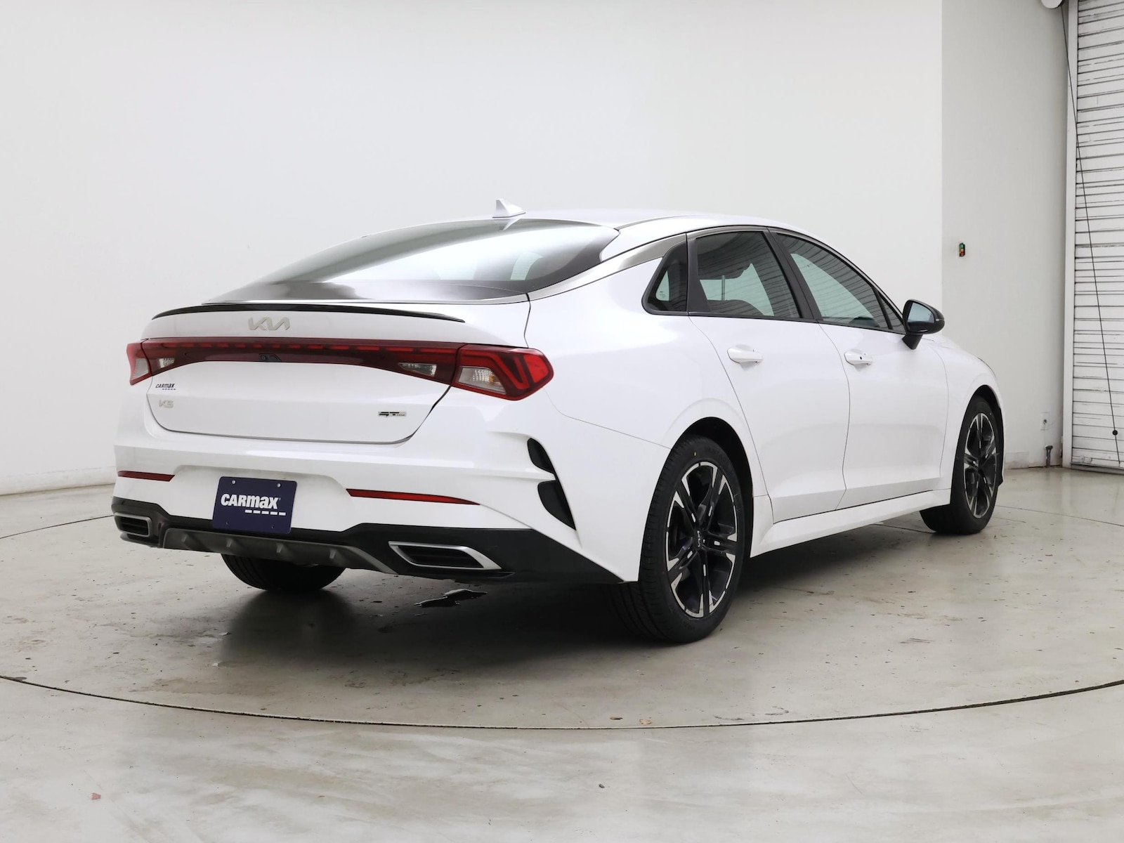2023 Kia K5 GT-Line - Photo 9