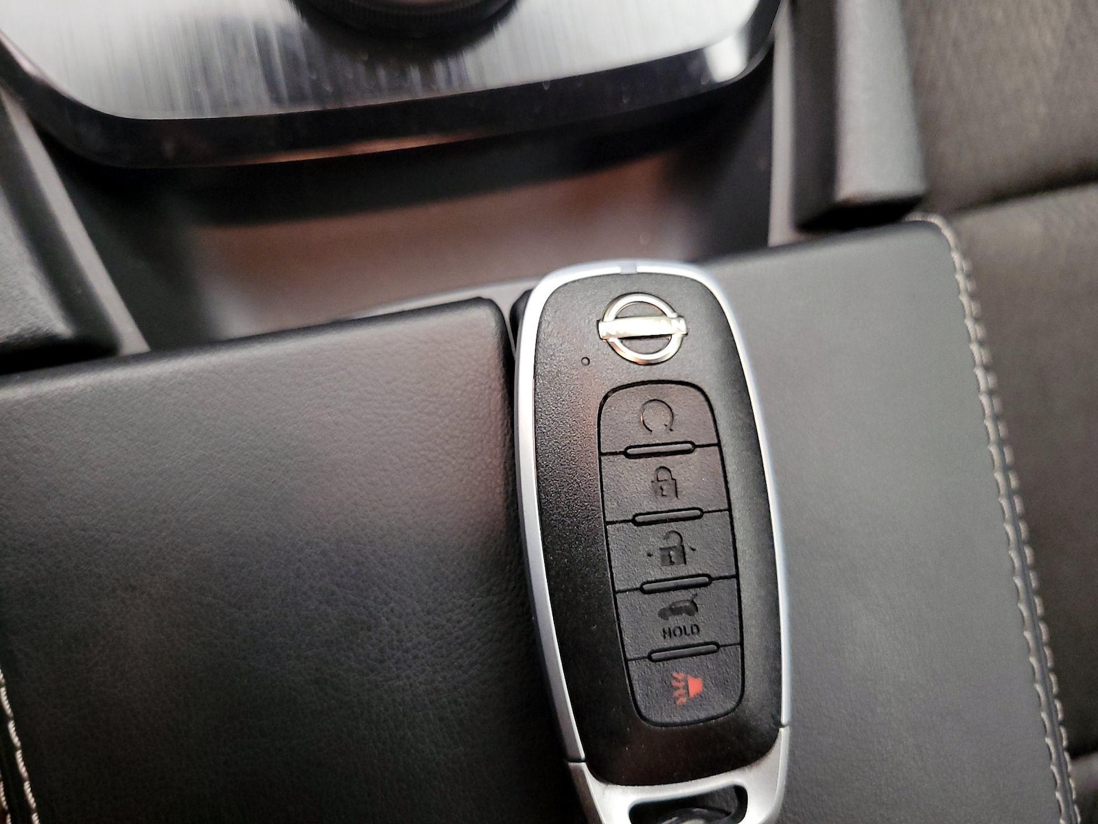 2025 Nissan Rogue SV - Photo 23