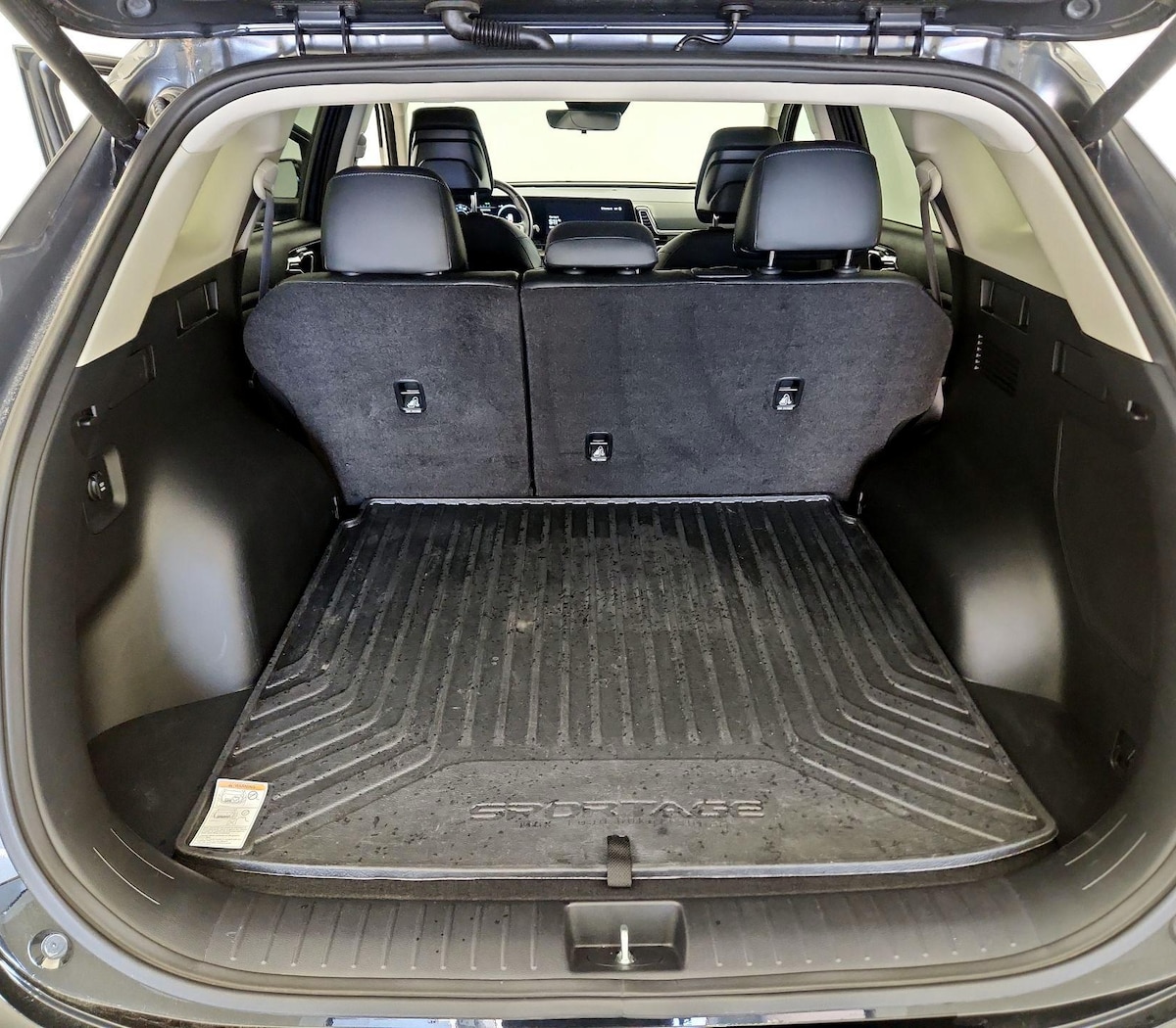Trunk/Cargo (Seats Up)