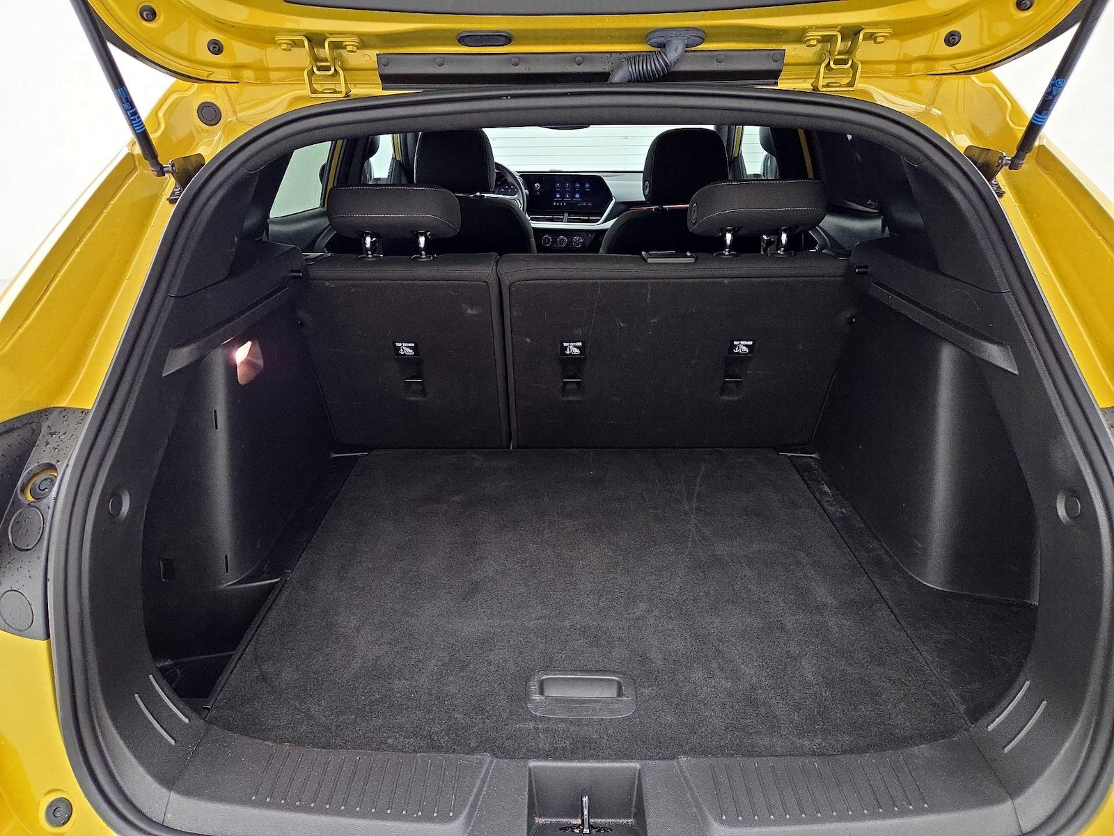 2024 Chevrolet Trax RS - Photo 22