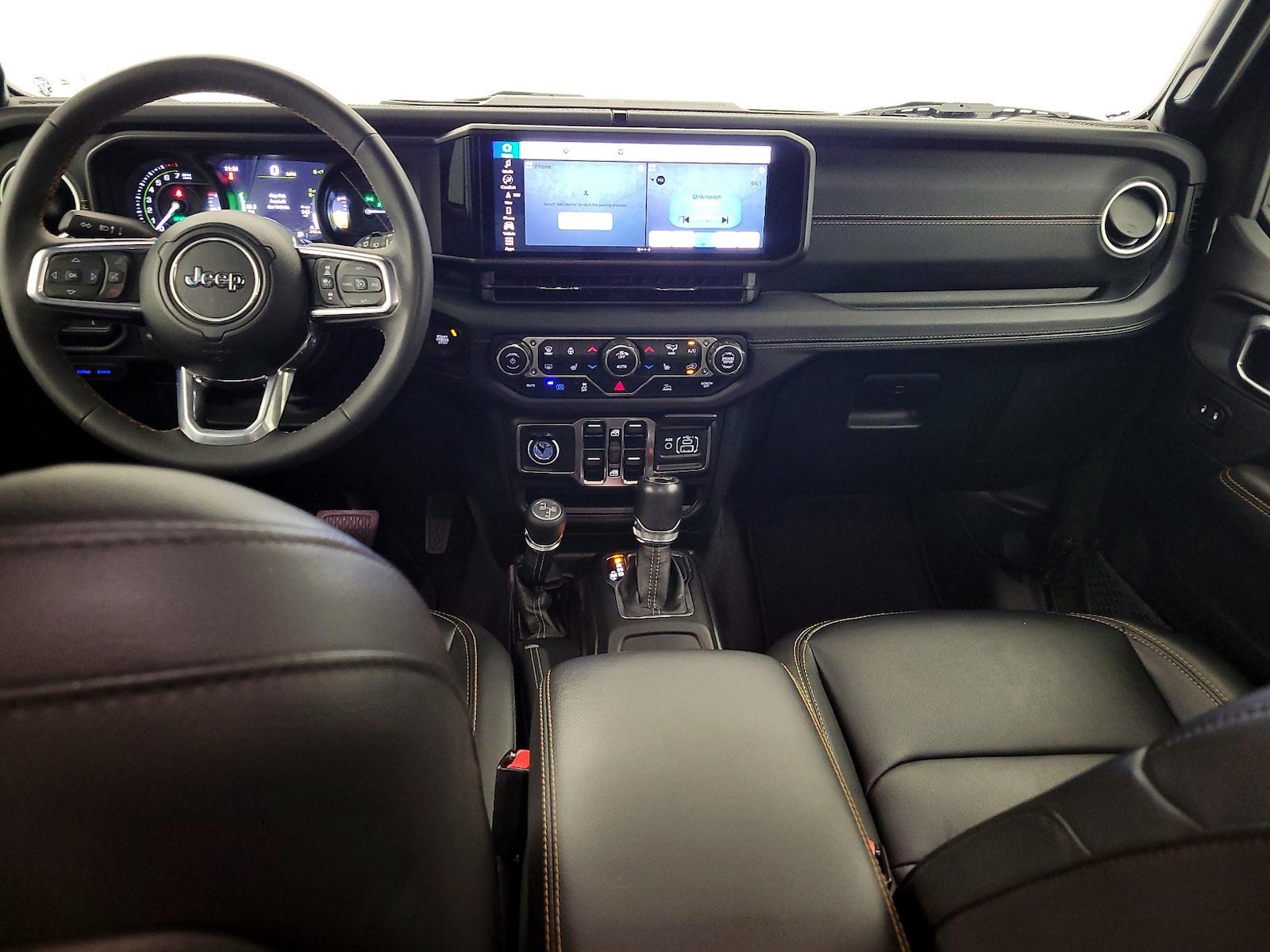 Apple CarPlay® & Android Auto™