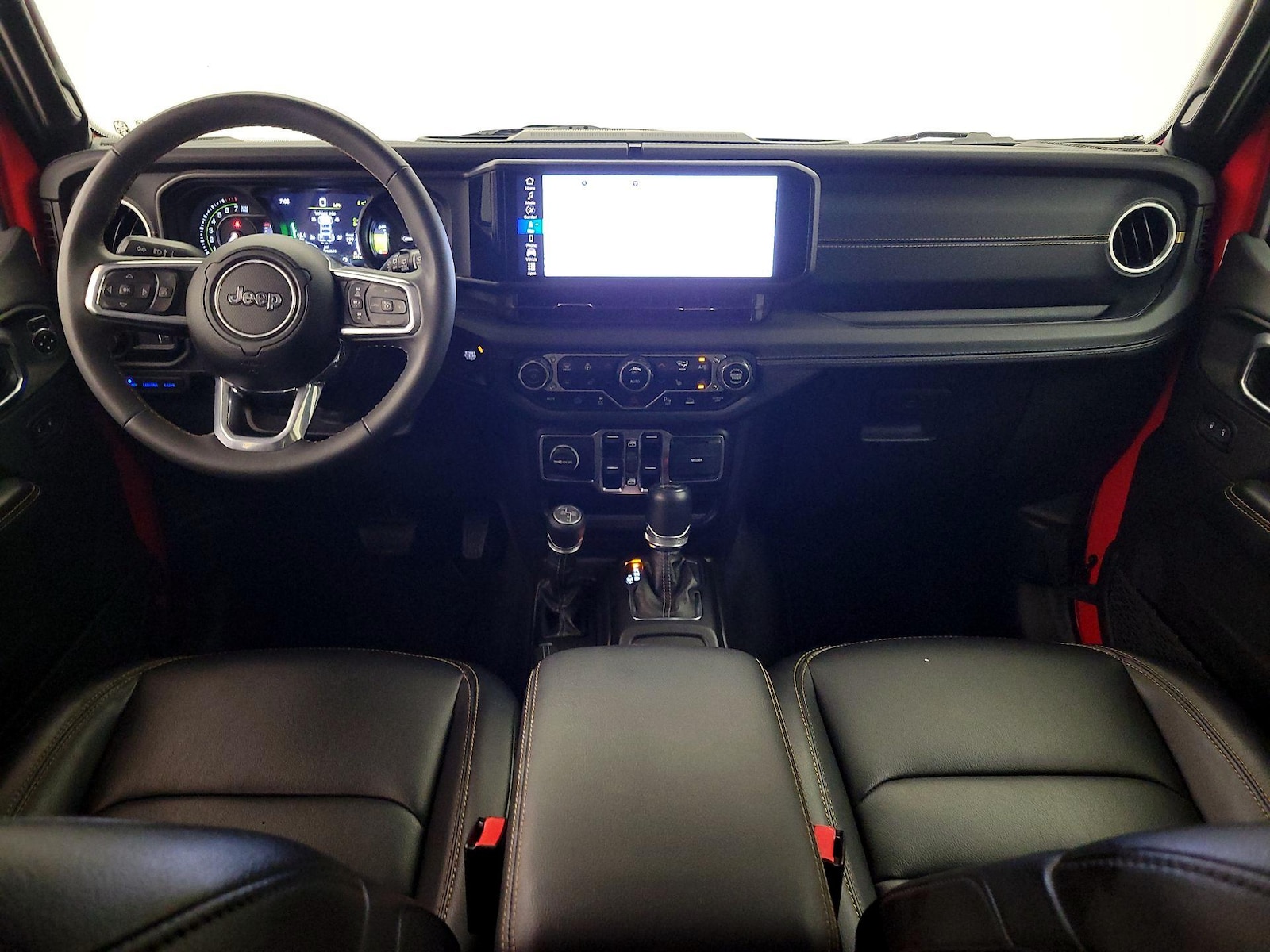 Apple CarPlay® & Android Auto™