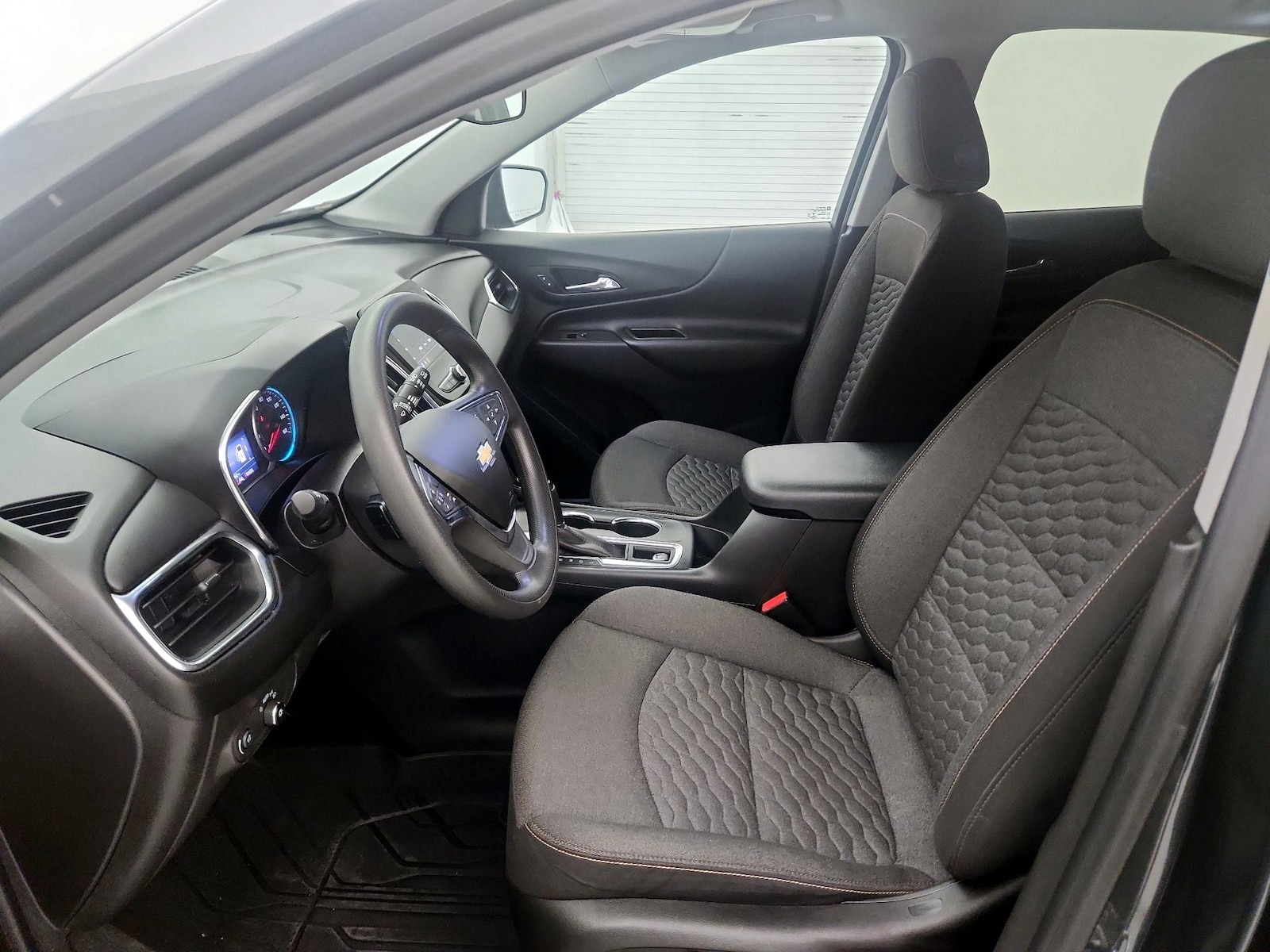 Power Seat(s) & Side Airbags
