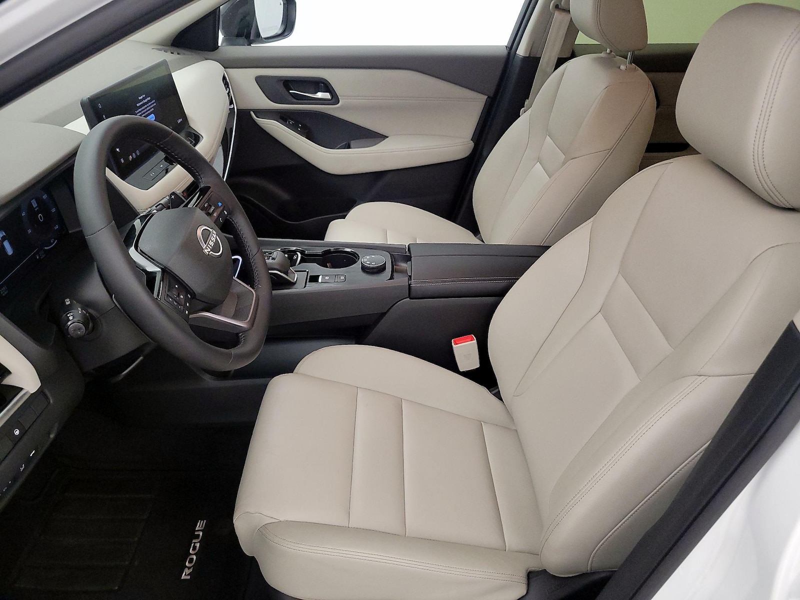 2025 Nissan Rogue SL - Photo 12