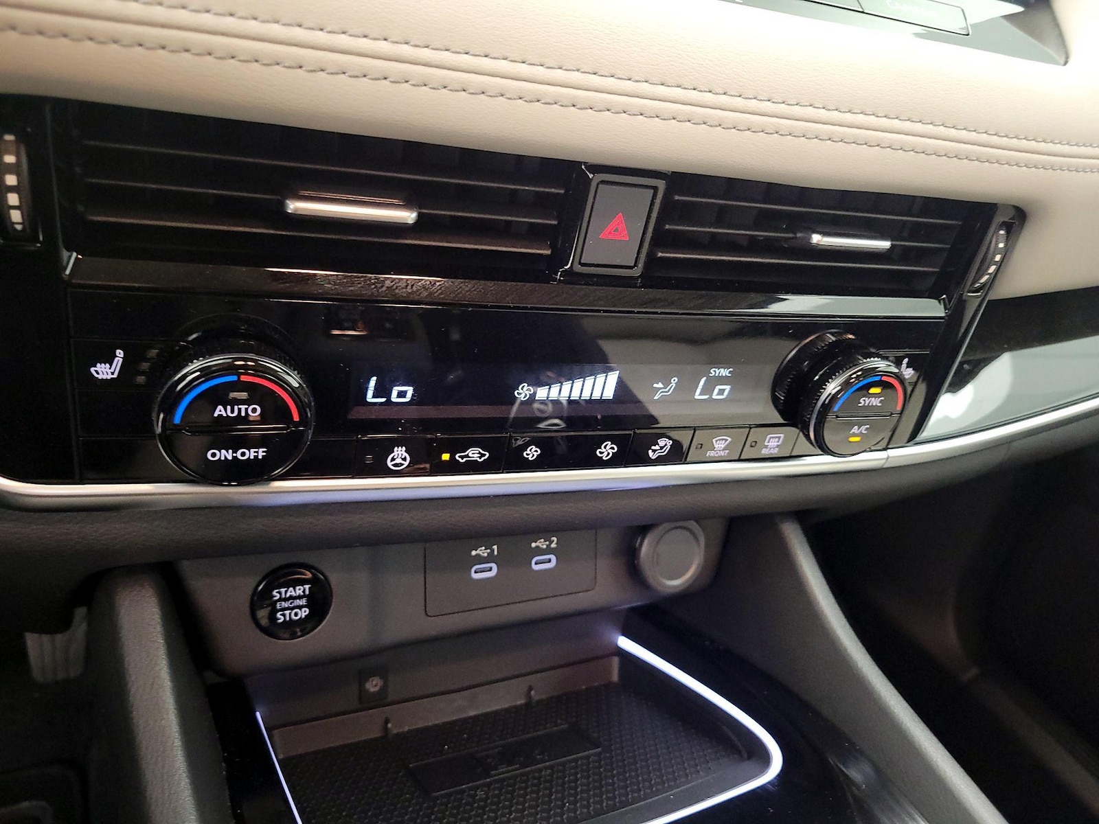2025 Nissan Rogue SL - Photo 18