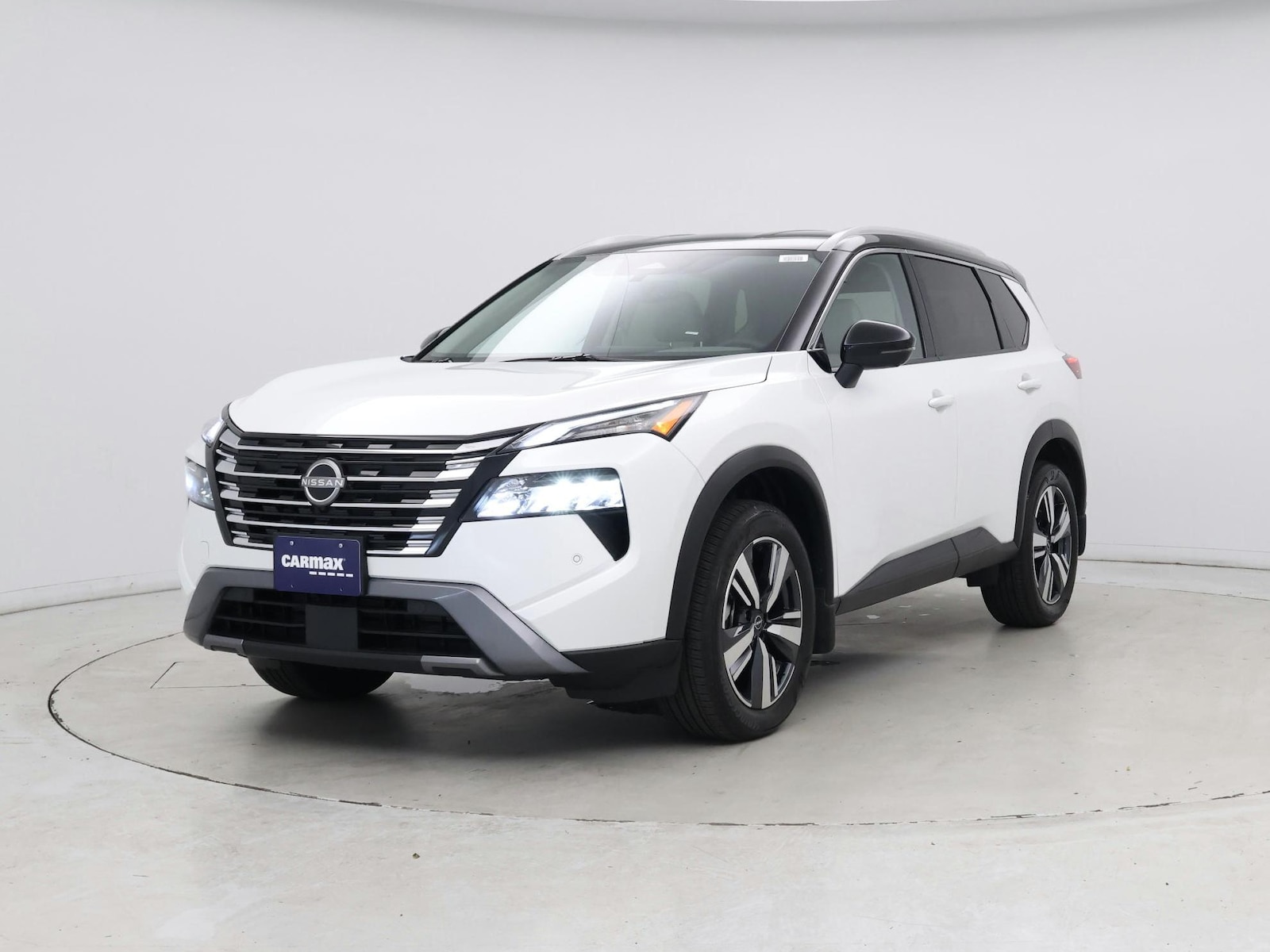 2025 Nissan Rogue SL - Photo 5