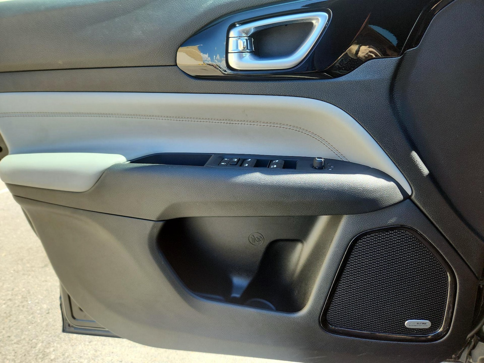 2023 Jeep Compass Limited - Photo 13