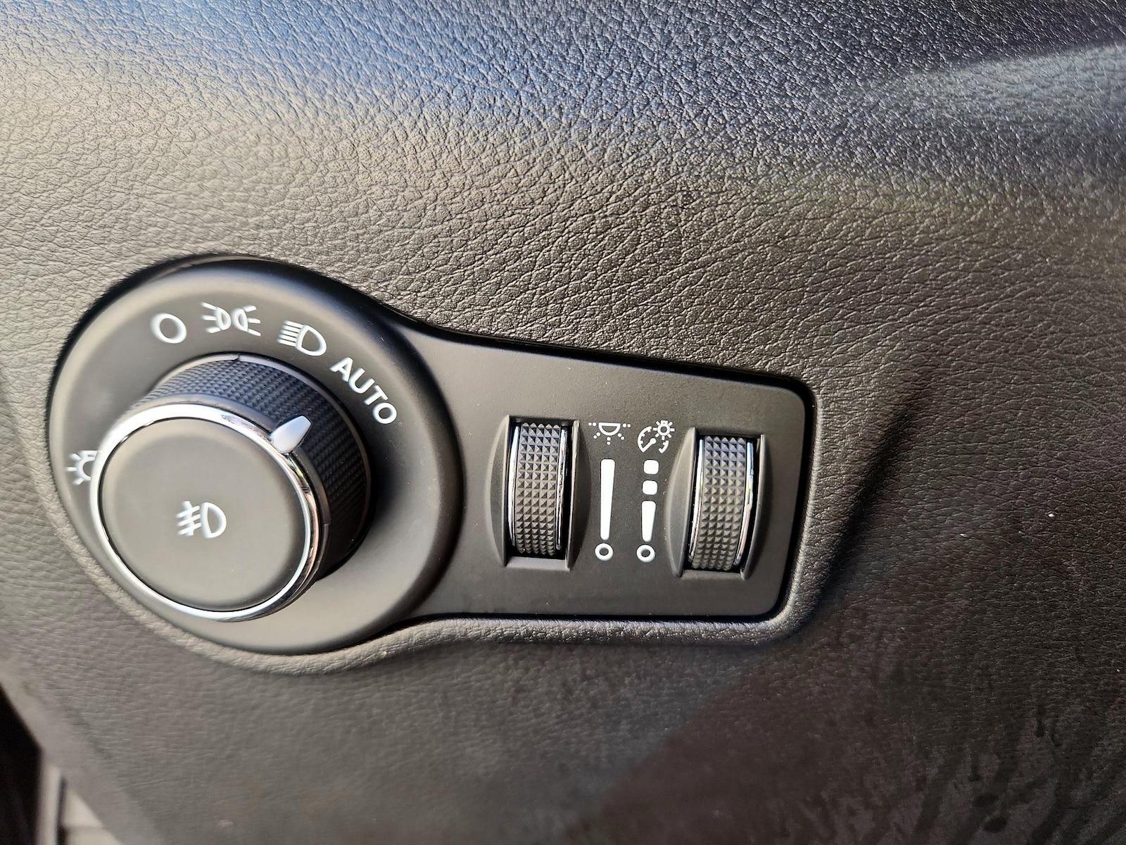 2023 Jeep Compass Limited - Photo 14