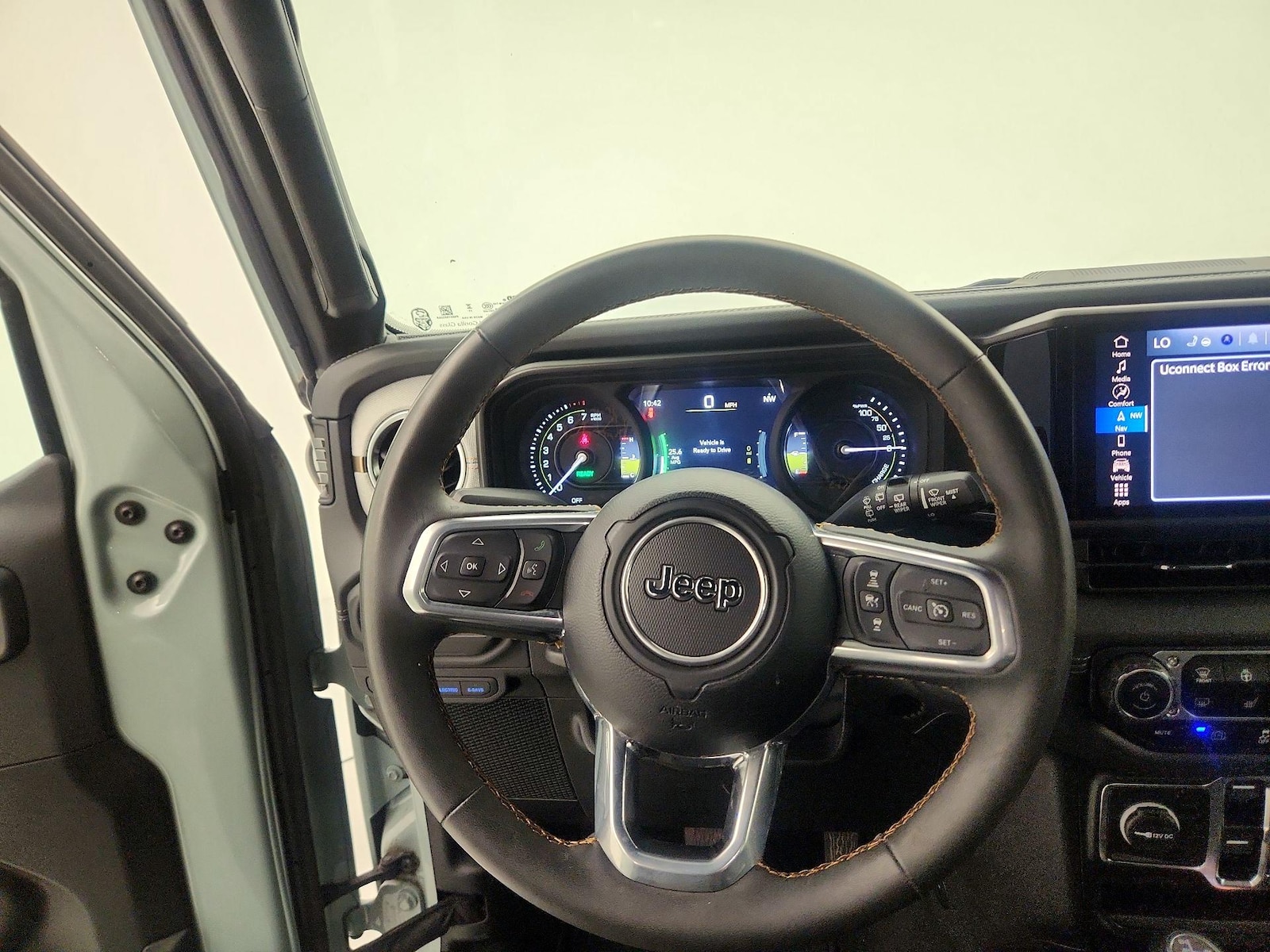 2024 Jeep Wrangler 4xe Sahara 4XE - Photo 11