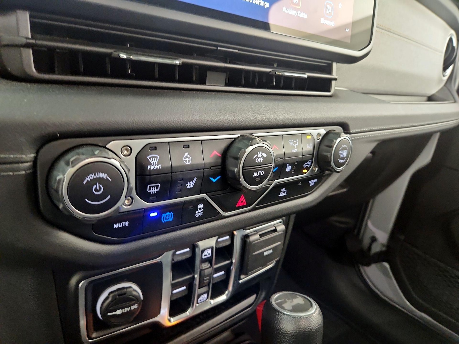 2024 Jeep Wrangler 4xe Sahara 4XE - Photo 17