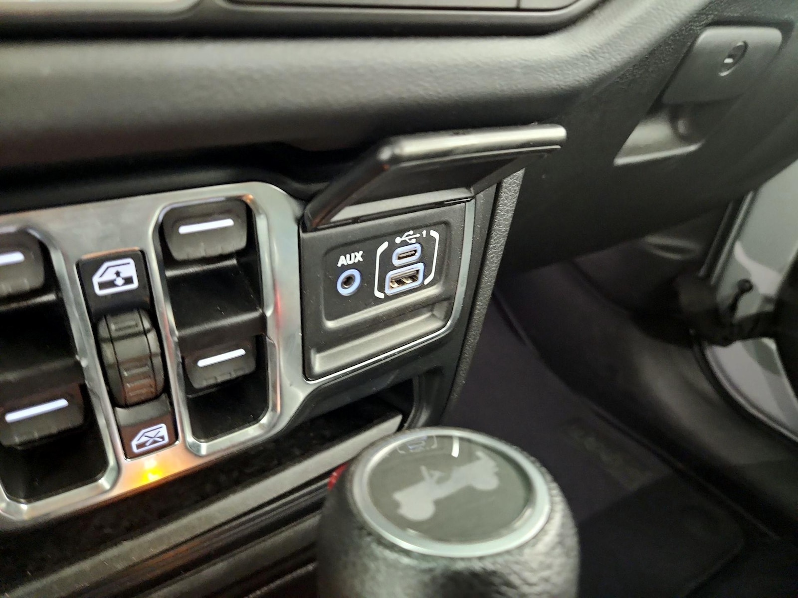 2024 Jeep Wrangler 4xe Sahara 4XE - Photo 19