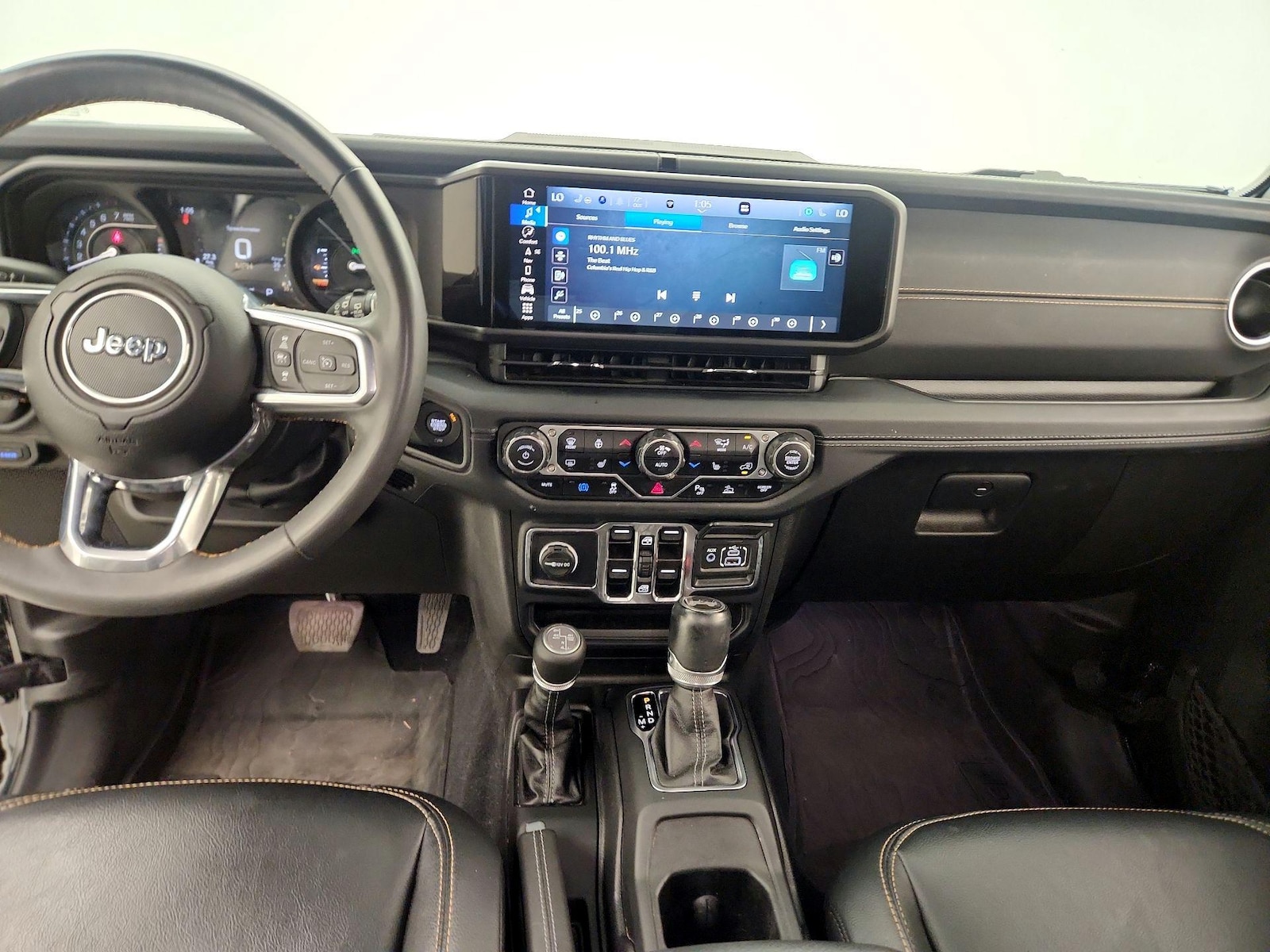 Apple CarPlay® & Android Auto™