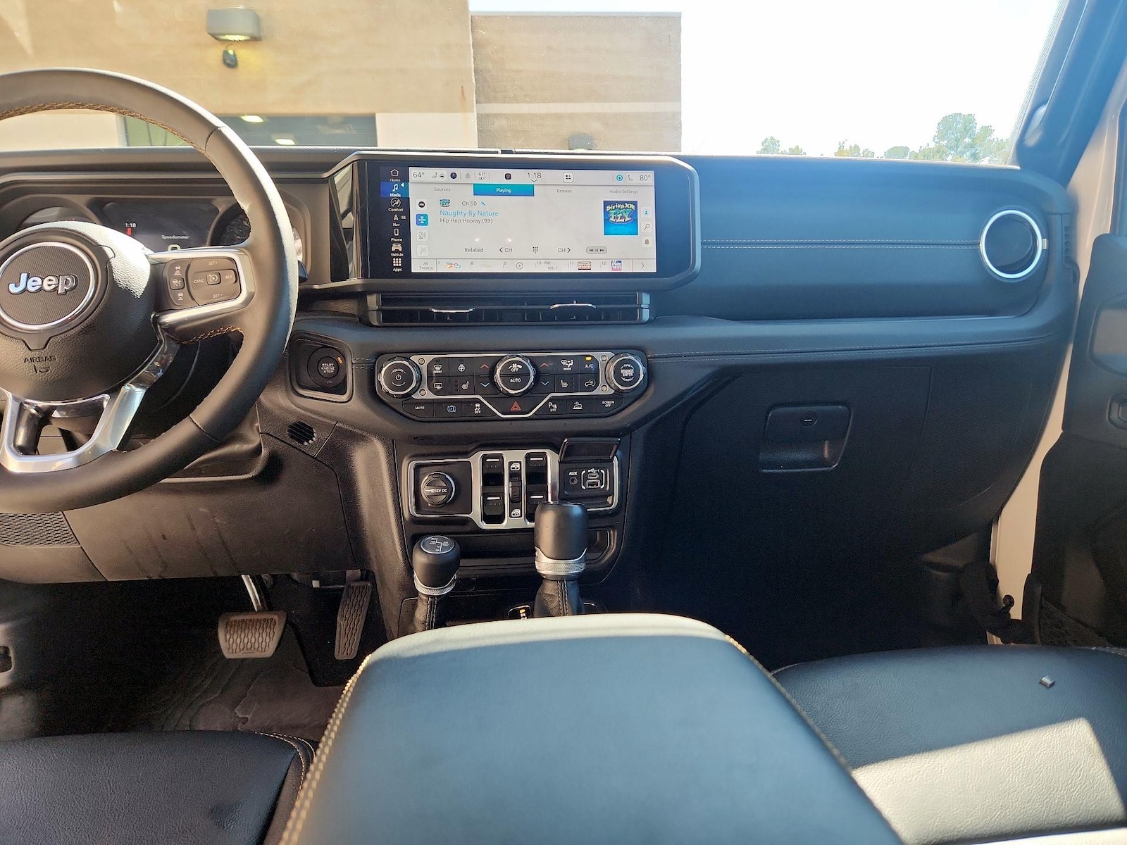 Apple CarPlay® & Android Auto™