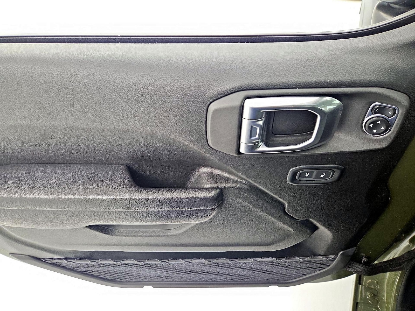 2024 Jeep Wrangler 4-Door Sport S - Photo 13