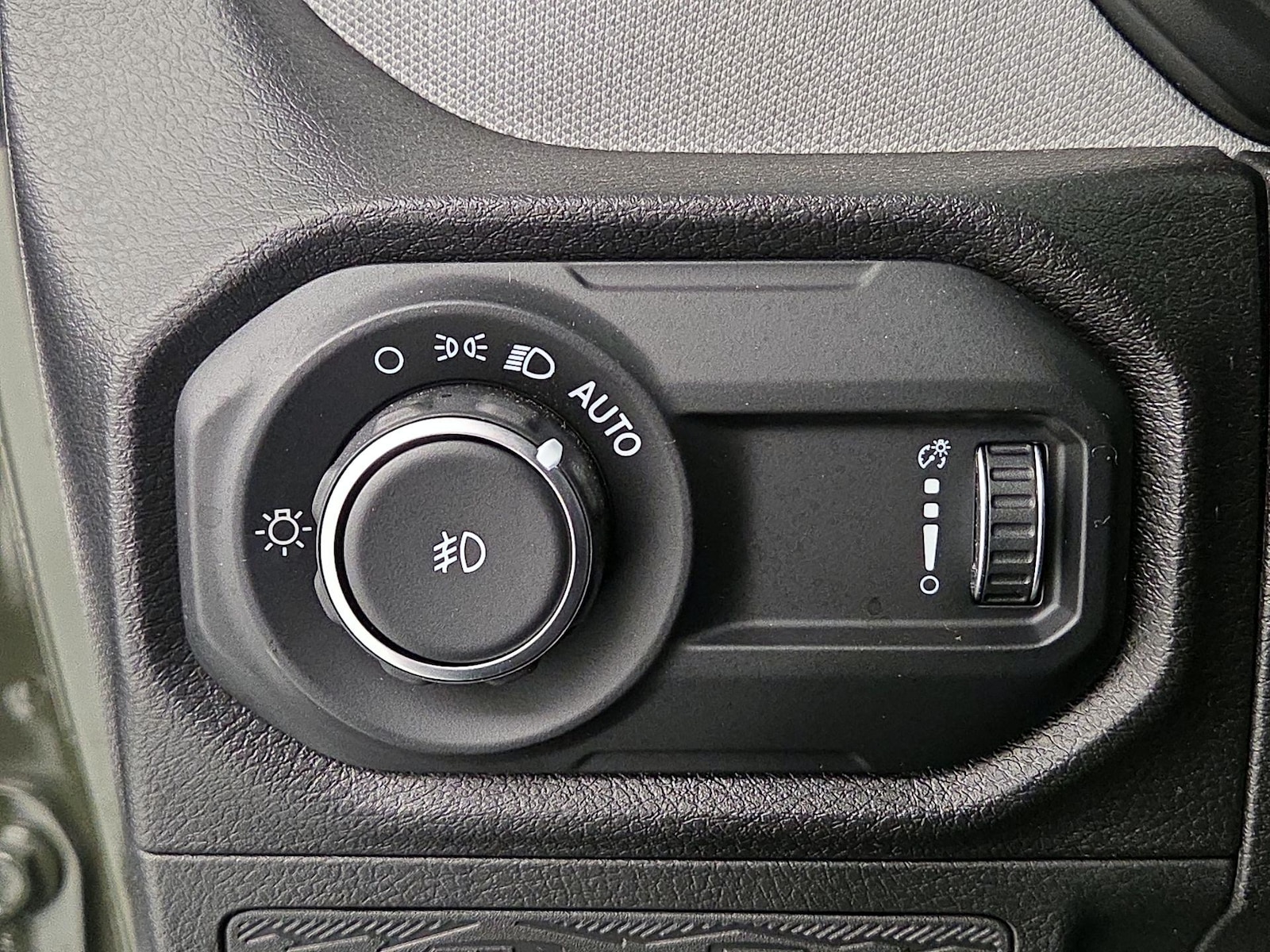 2024 Jeep Wrangler 4-Door Sport S - Photo 14