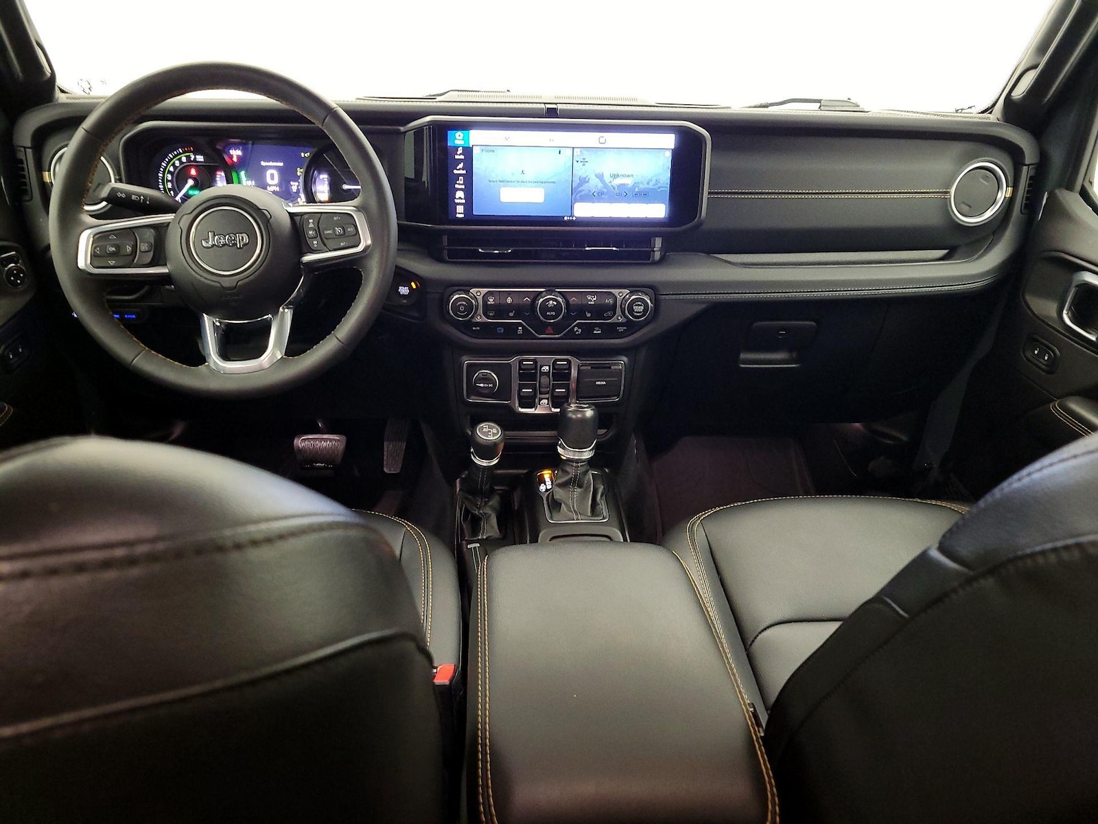 Apple CarPlay® & Android Auto™