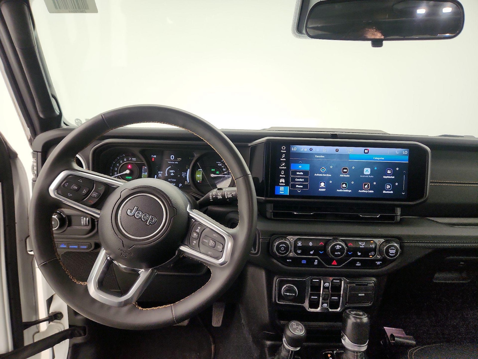 Apple CarPlay® & Android Auto™