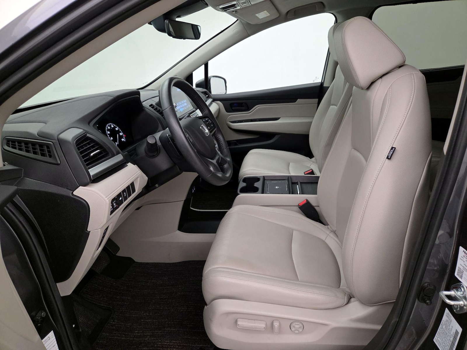 2025 Honda Odyssey EX-L - Photo 12