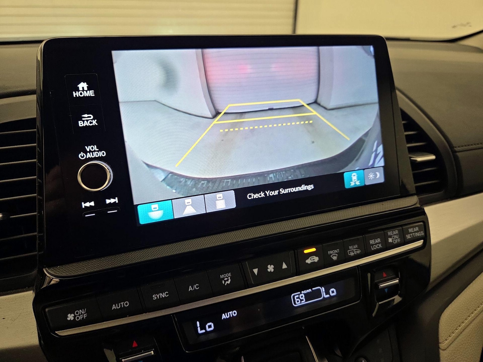 2025 Honda Odyssey EX-L - Photo 15