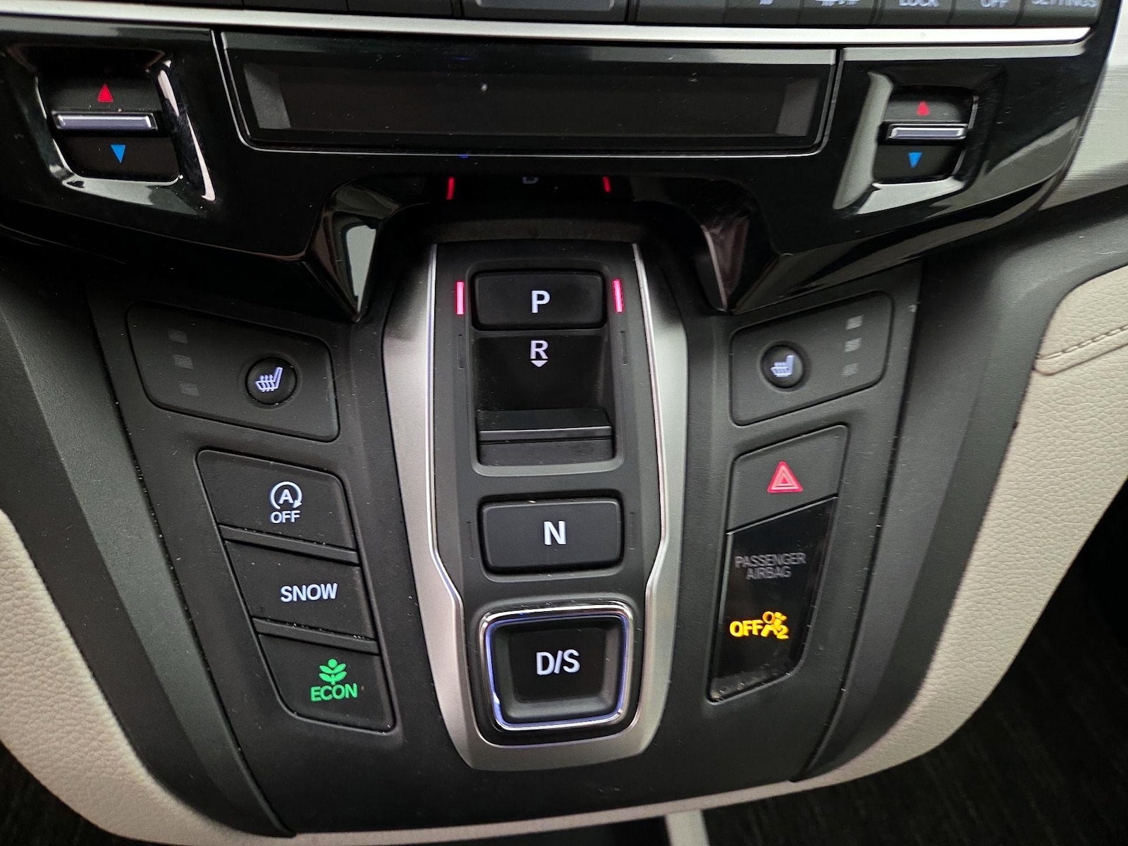 2025 Honda Odyssey EX-L - Photo 18