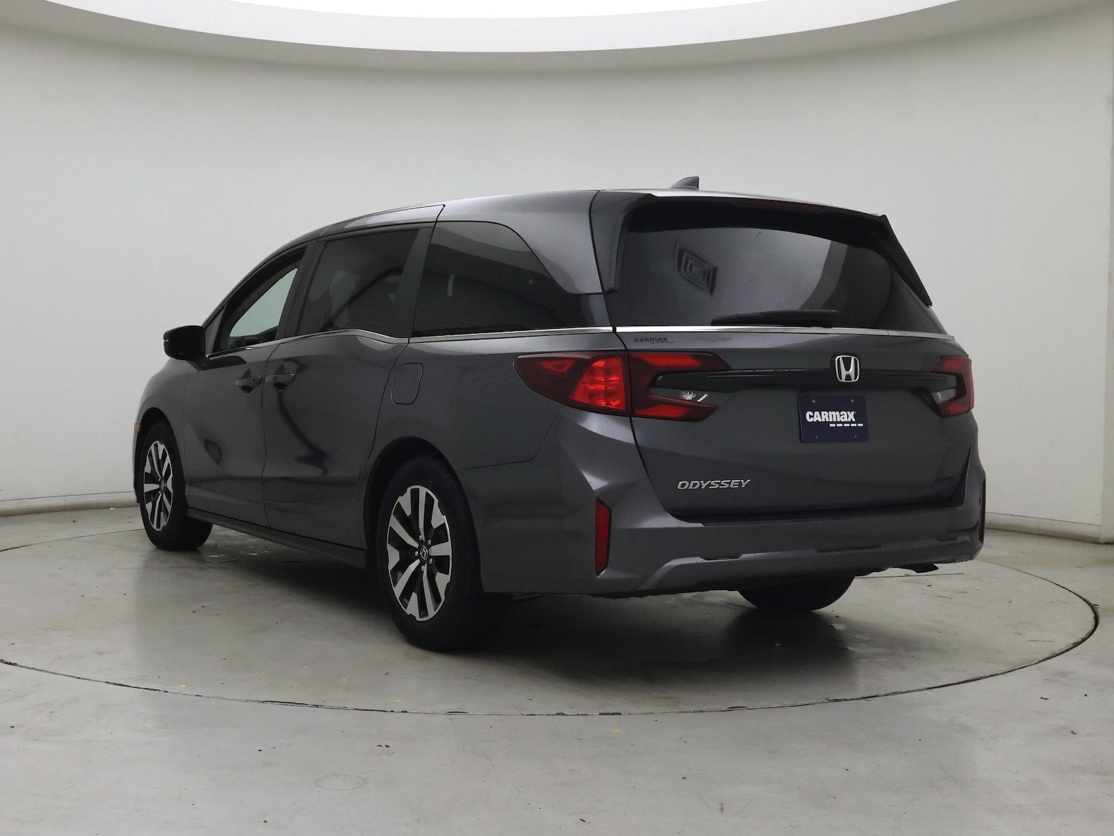 2025 Honda Odyssey EX-L - Photo 3