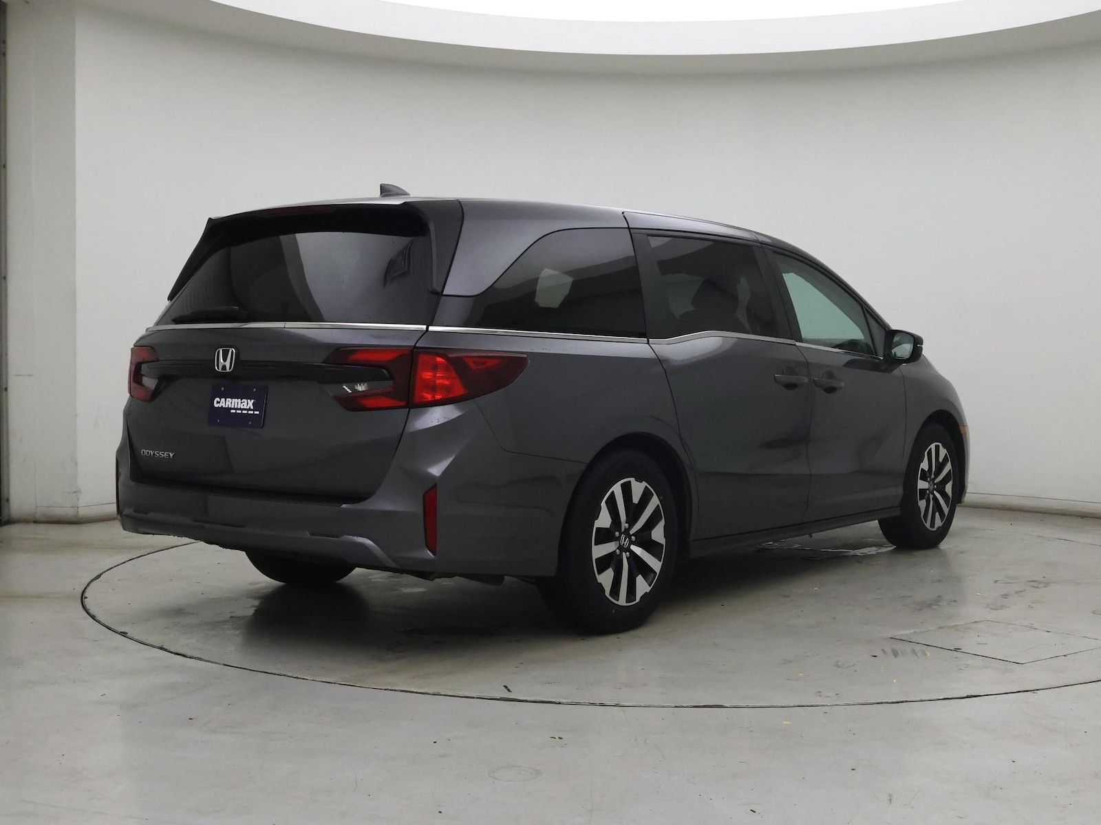 2025 Honda Odyssey EX-L - Photo 9